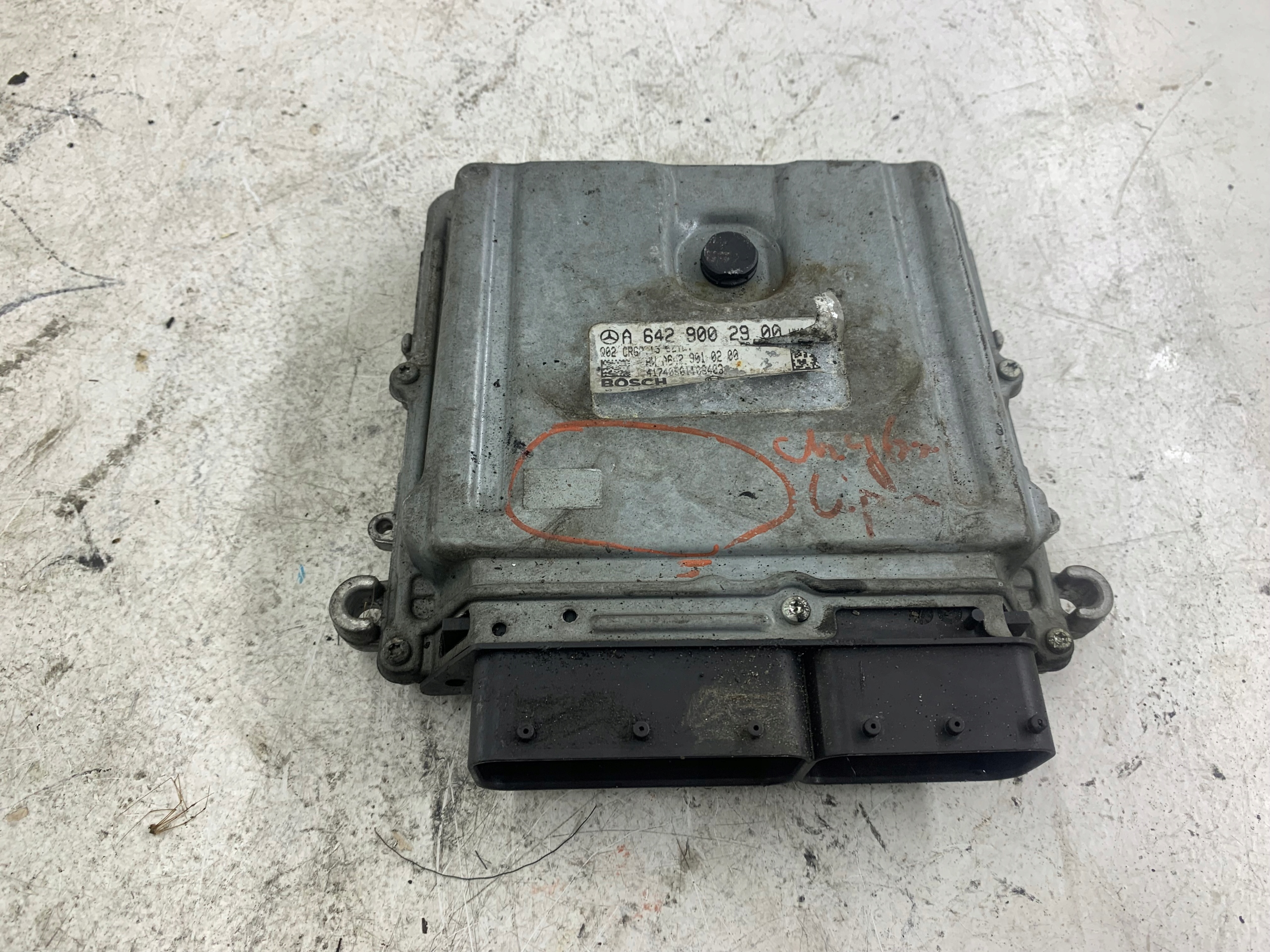 MERCEDES W212 E350 3.0 CDI control unit of the engine A6429002900