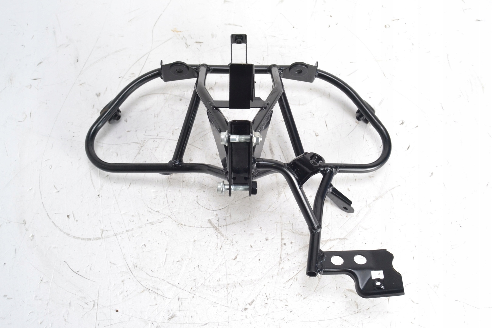 Передня рама Suzuki BURGMAN 125 14-20