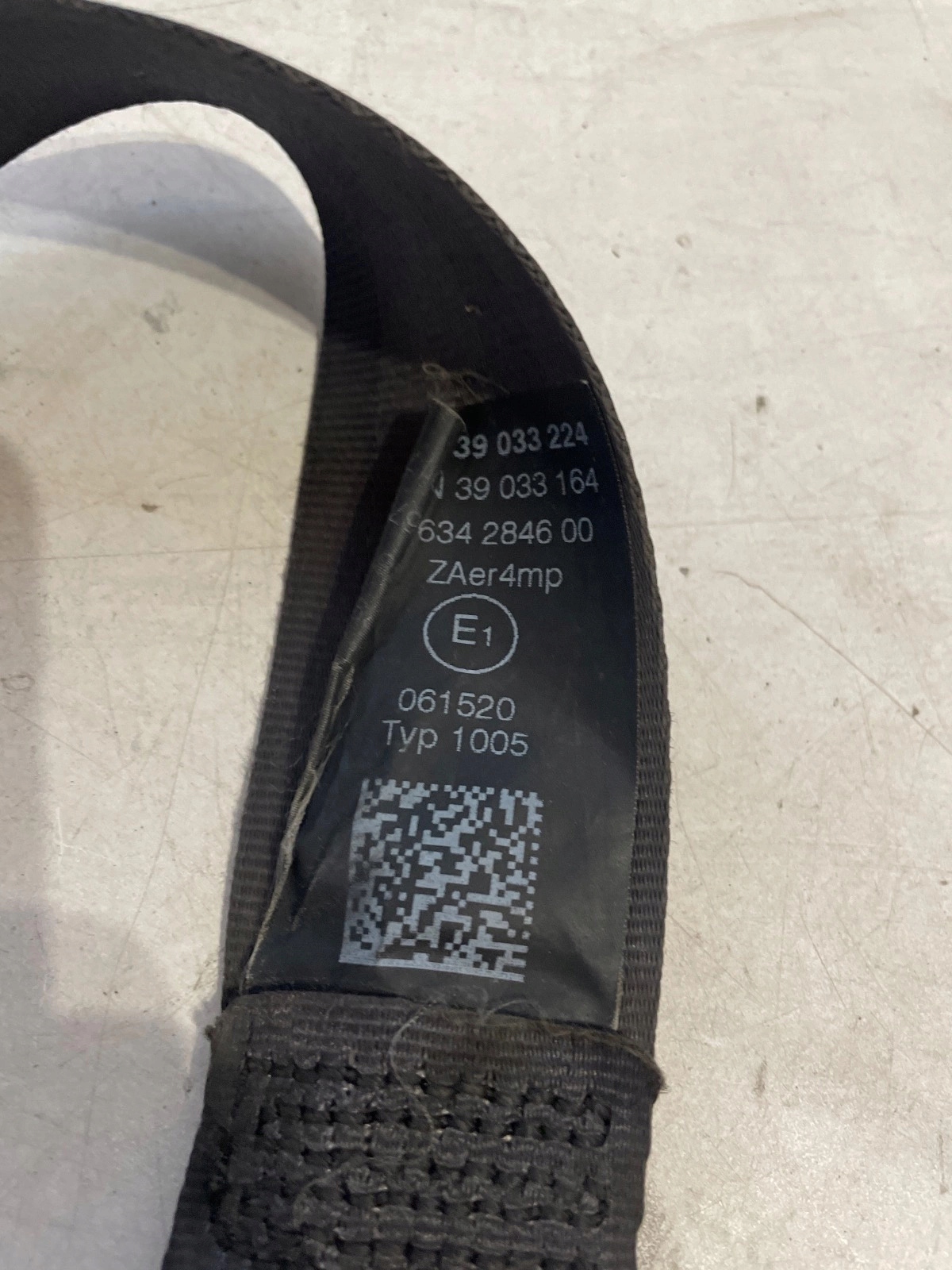 tension belt safety front front right Opel Corsa E HB 3D