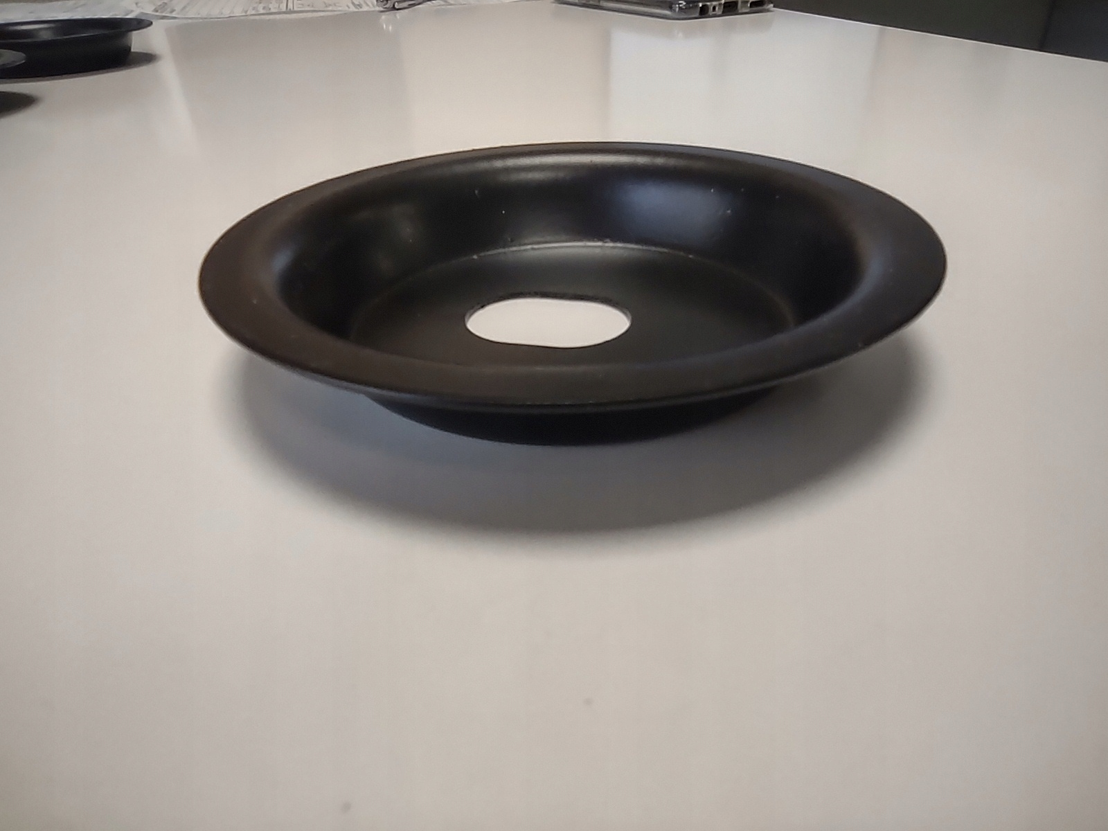 Maskownica otworu podłogi w busie Producent części Inny