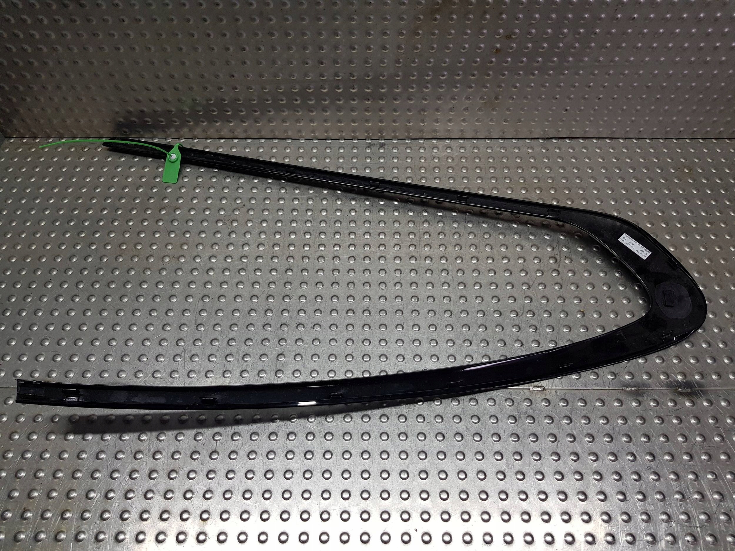 decorative trim frame windows left rear part 7255591 BMW 6 F13