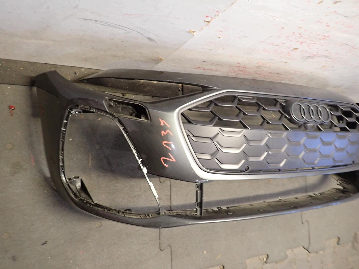bumper front front AUDI A5 III B10 2024- 8B3807437A