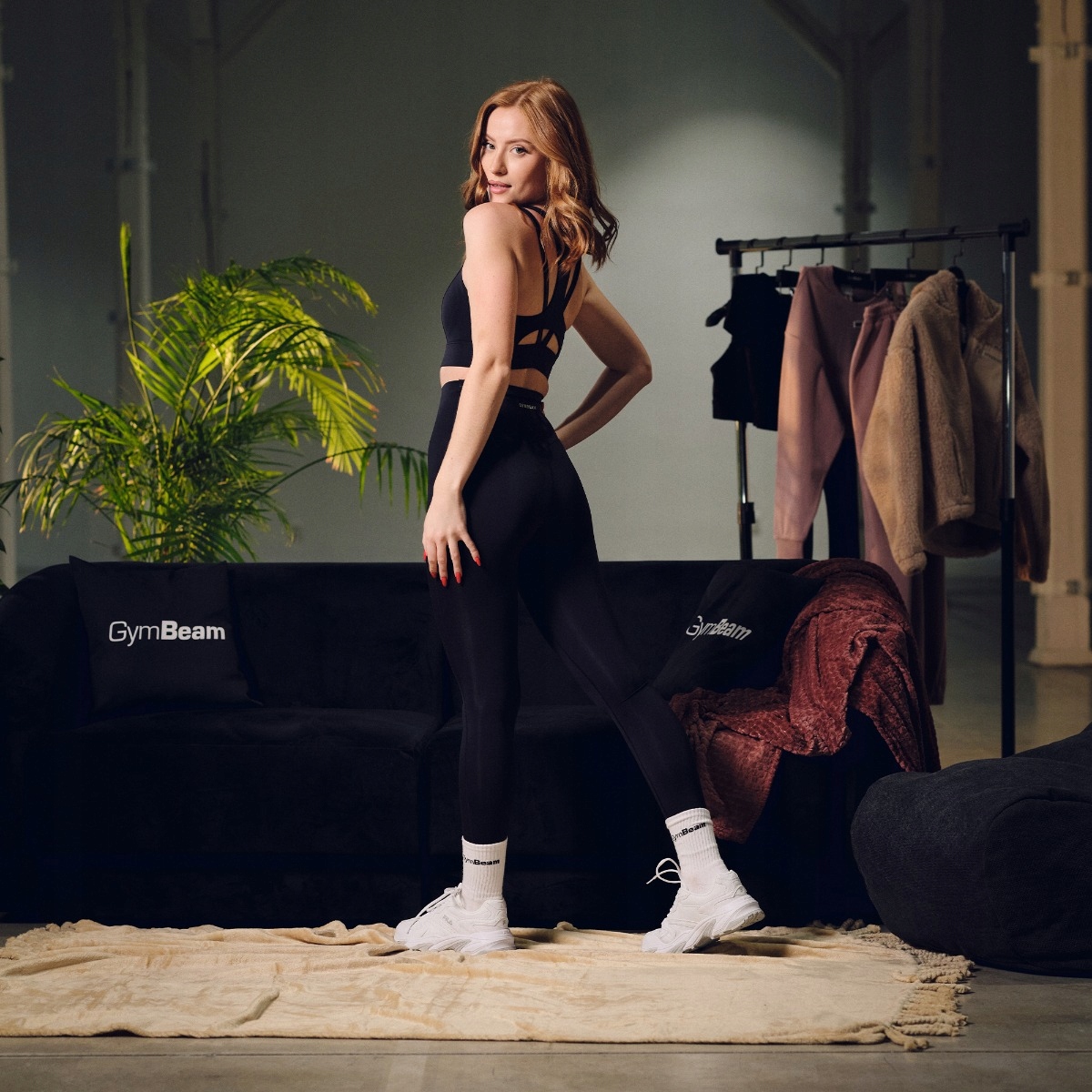 Legginsy Damskie Aura Modelujące Wysoki Stan Szybkoschnące Black S GymBeam