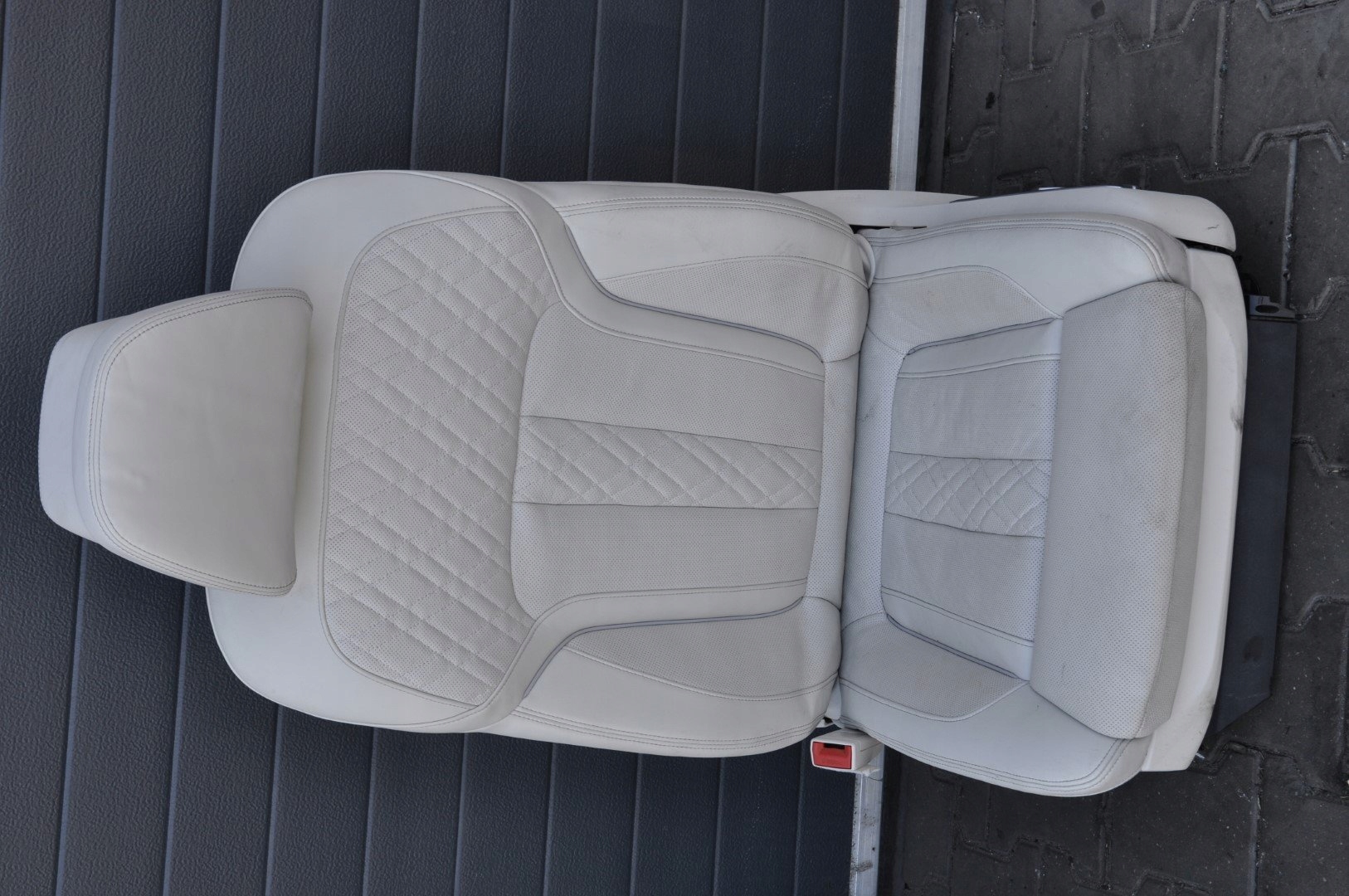 BMW 7 G12 кресла кожа комфорт