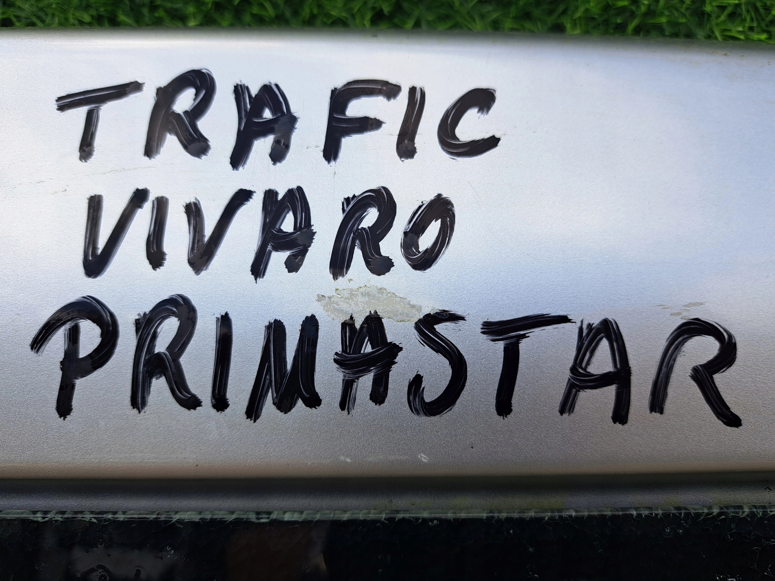 RENAULT TRAFIC VIVARO PRIMASTAR door right rear part