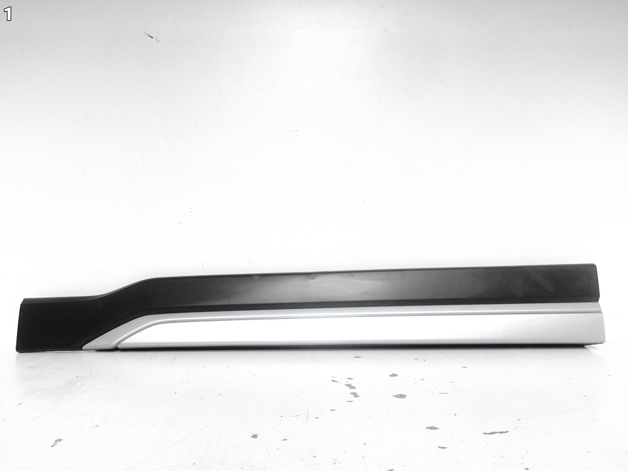 SUBARU FORESTER V 5 SK 18- moulding cap lower for door front left original