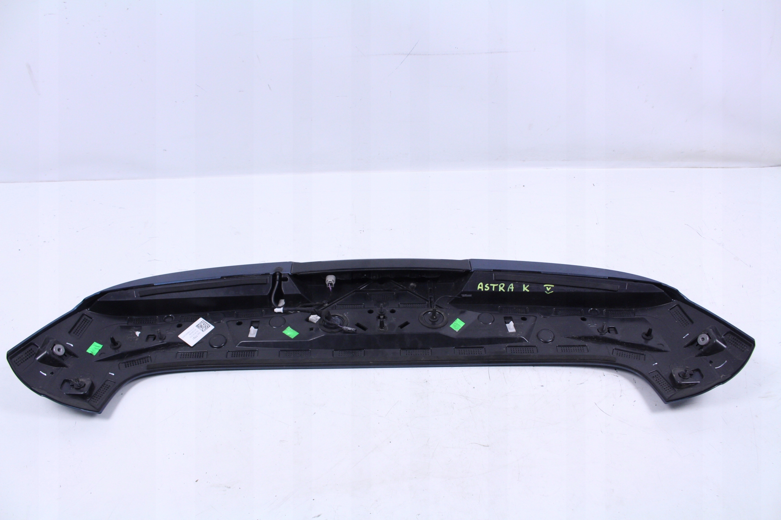 спойлер спойл крышки opel ASTRA K V