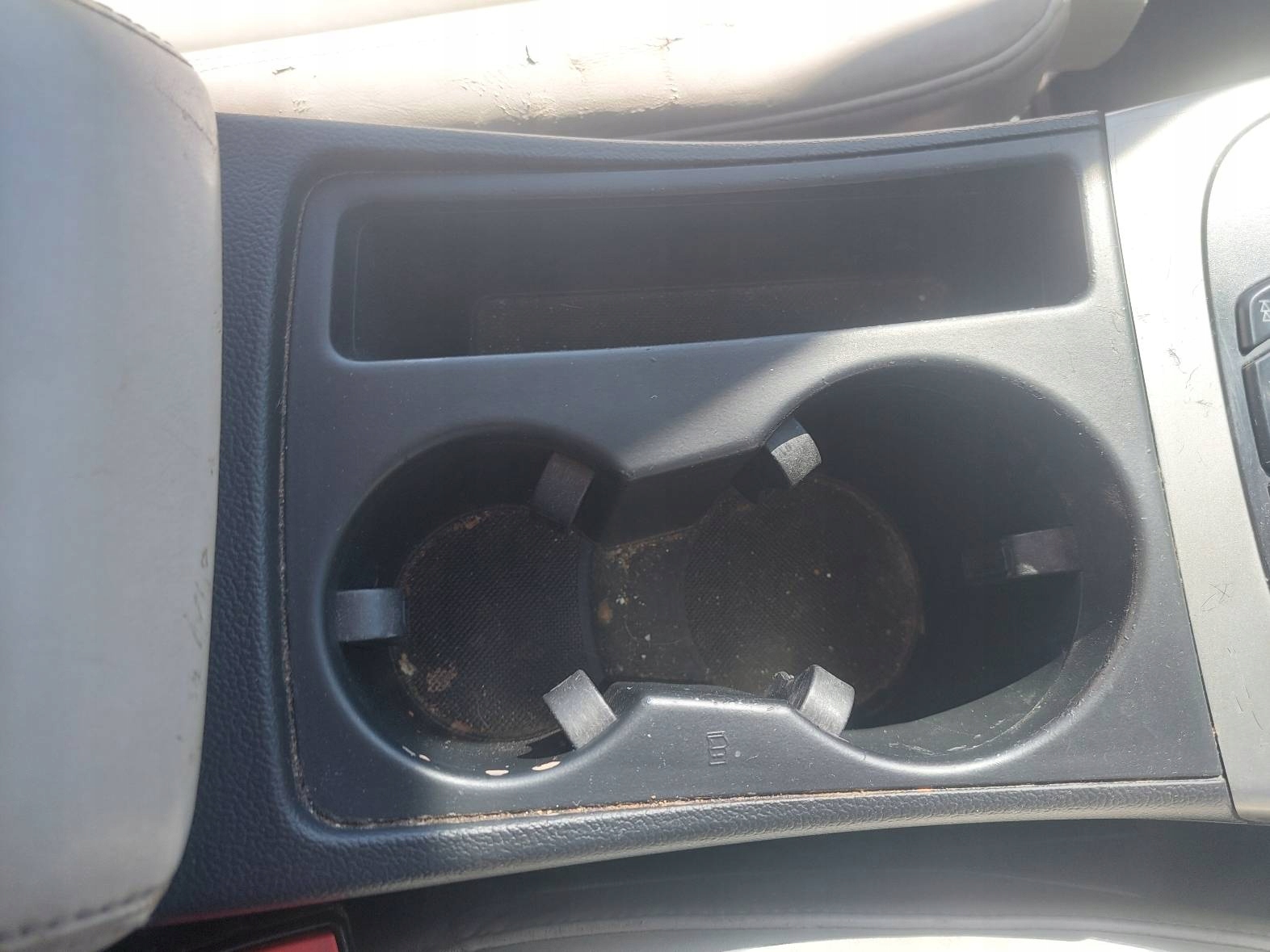 TUNEL mitte Armlehne AUDI A5 8T