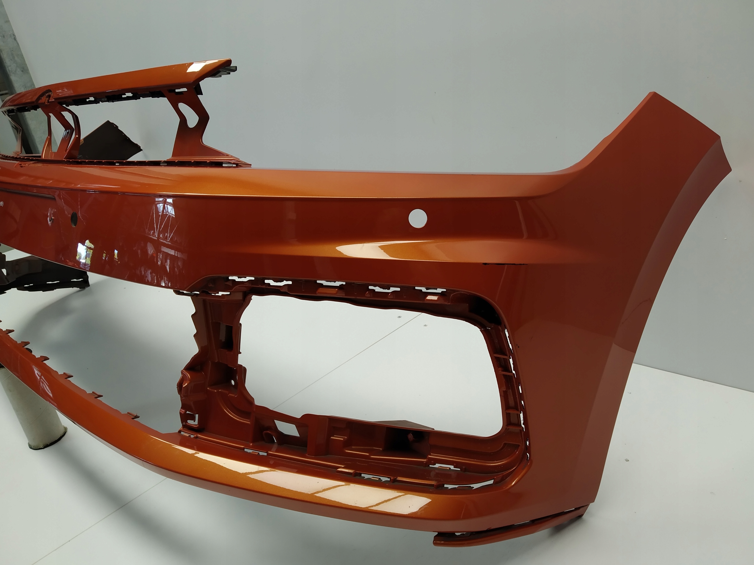2017r-- Vw Polo VI Gti bumper front Pomaranczowy 2g original