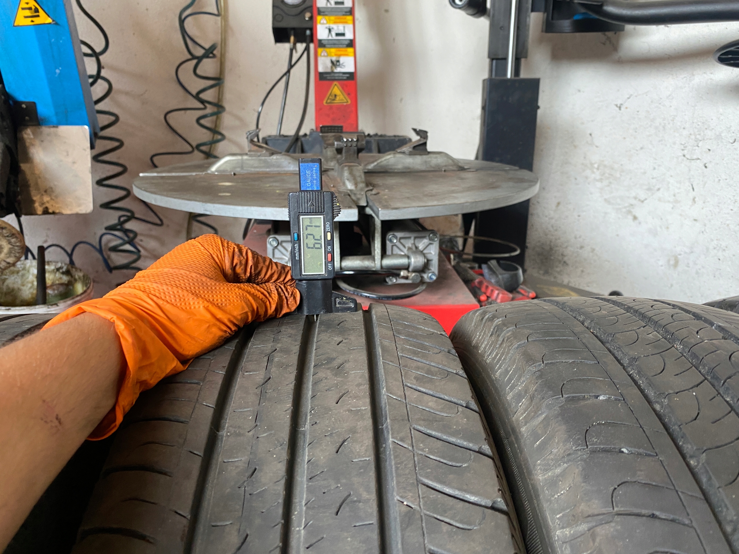 tyres summer 215/65R16C Goodyear Efficient Grip Cargo 6,5mm 2023r