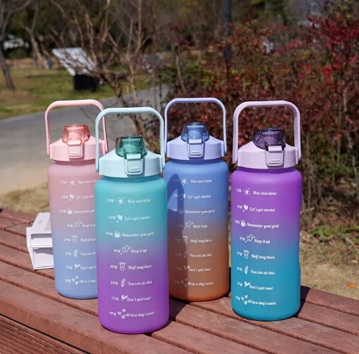 BUTELKA NA WODE 2L BIDON 2L ZE SŁOMKĄ I MIARKĄ 2000ML FITNESS + GRATISY Pojemność 2000 ml