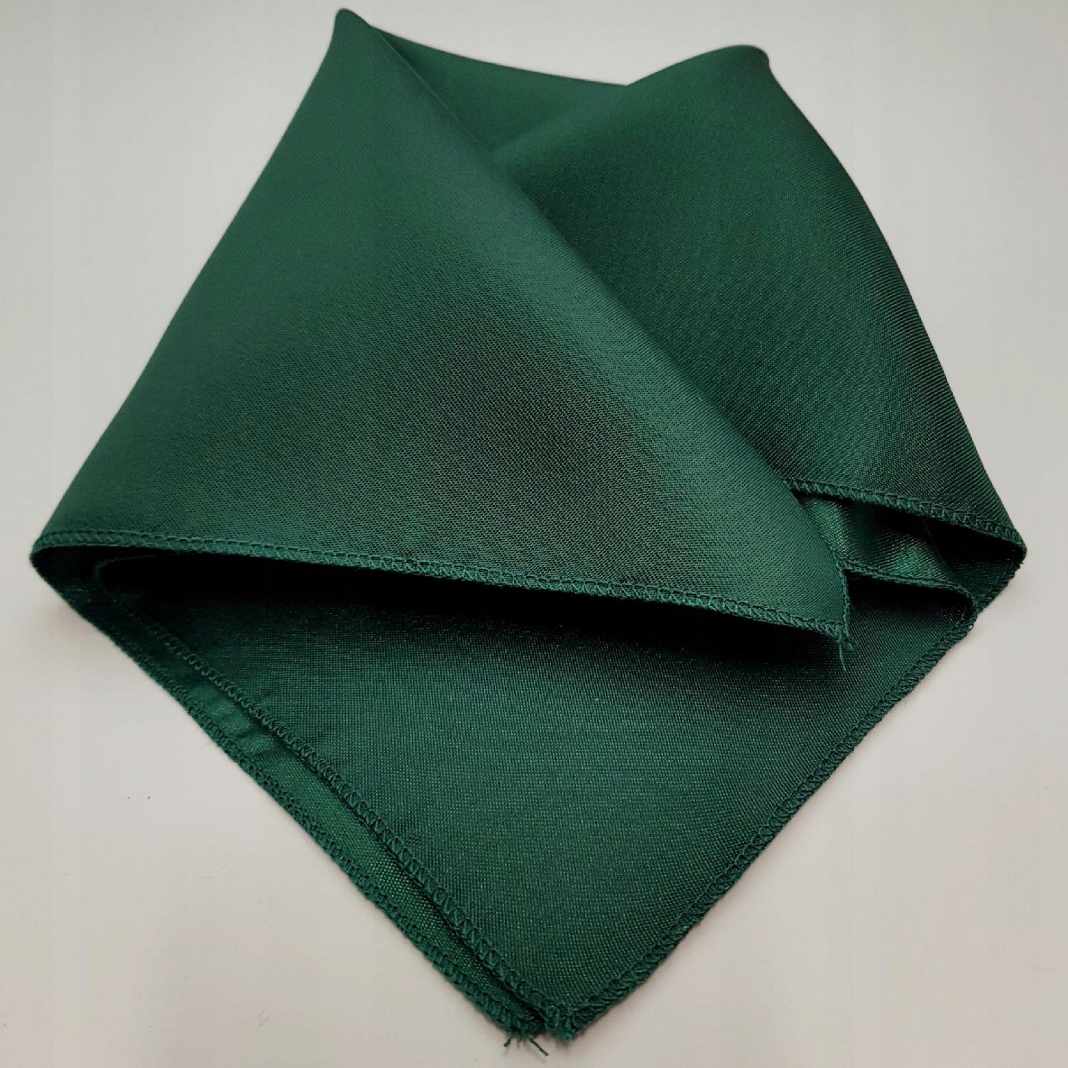CIEMNA ZIELEŃ BUTELKOWA MODNA POSZETKA CHUSTECZKA Model GŁADKA JEDNOLITA