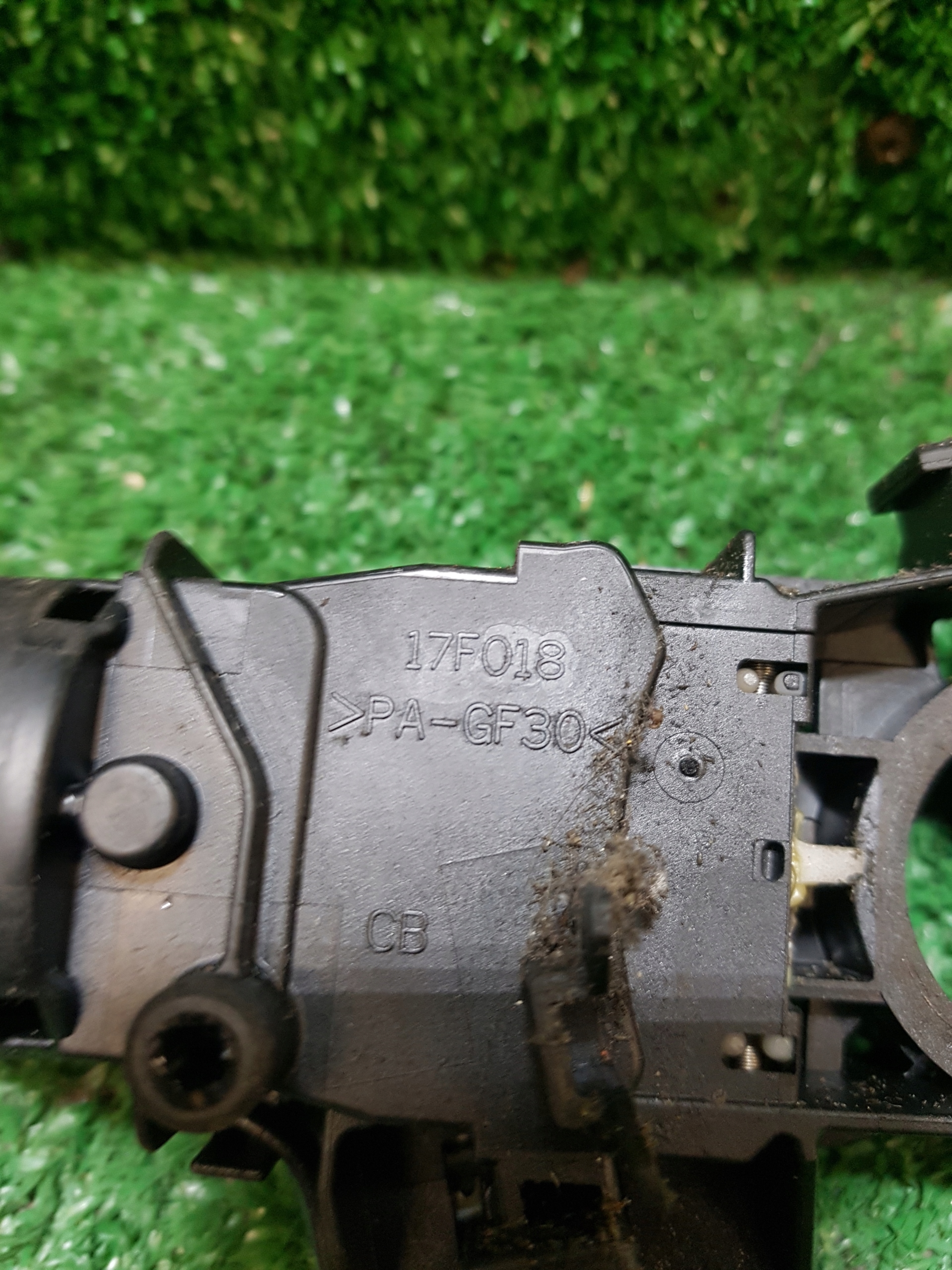 DEVIO LUCI TERGICRISTALLO TERGI TOYOTA AURIS 17F018 17F100