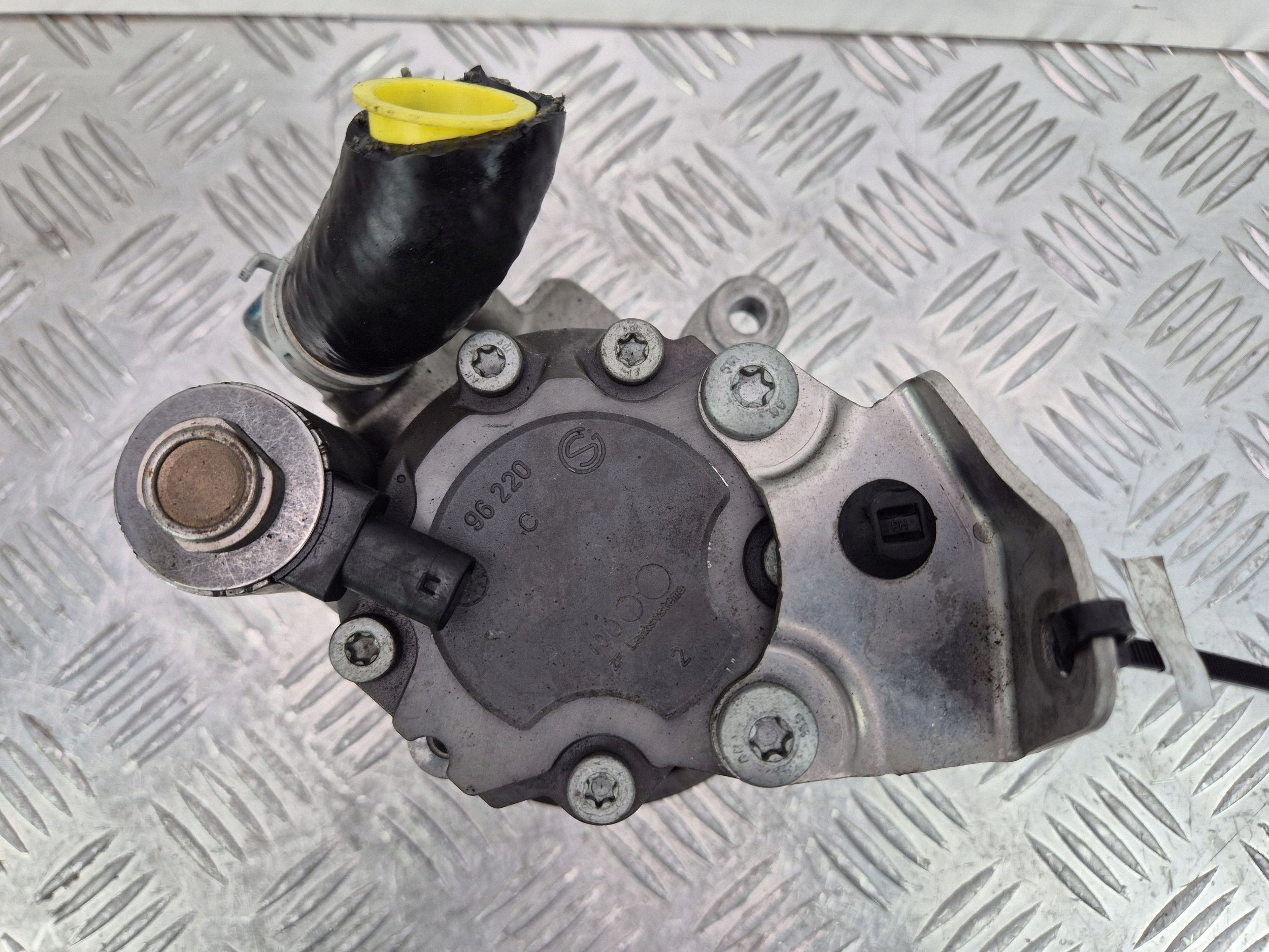 Mercedes E300 CDI W212 pompa servosterzo 642.850 A0064664801