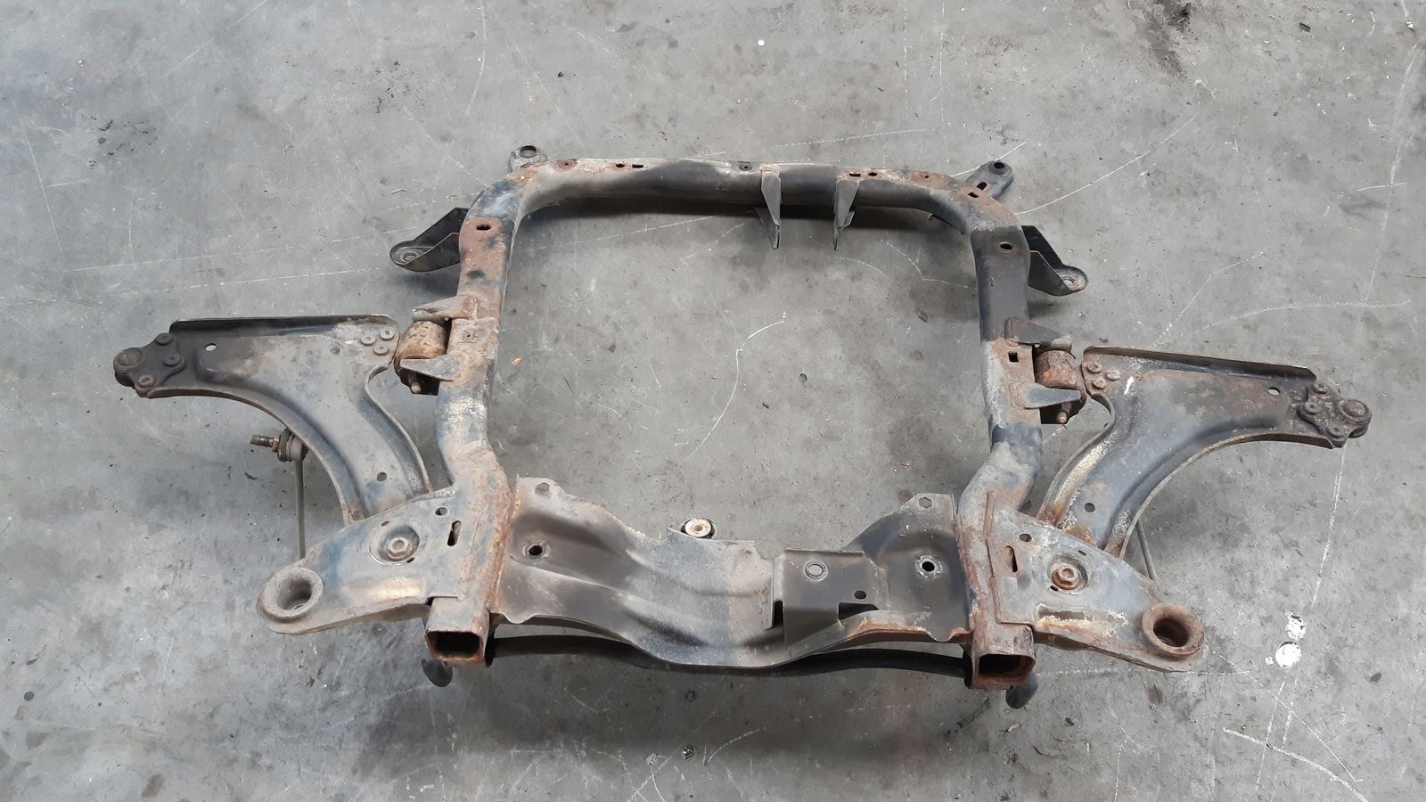 axle beam subframe front front Opel Tigra B 1,8 16V