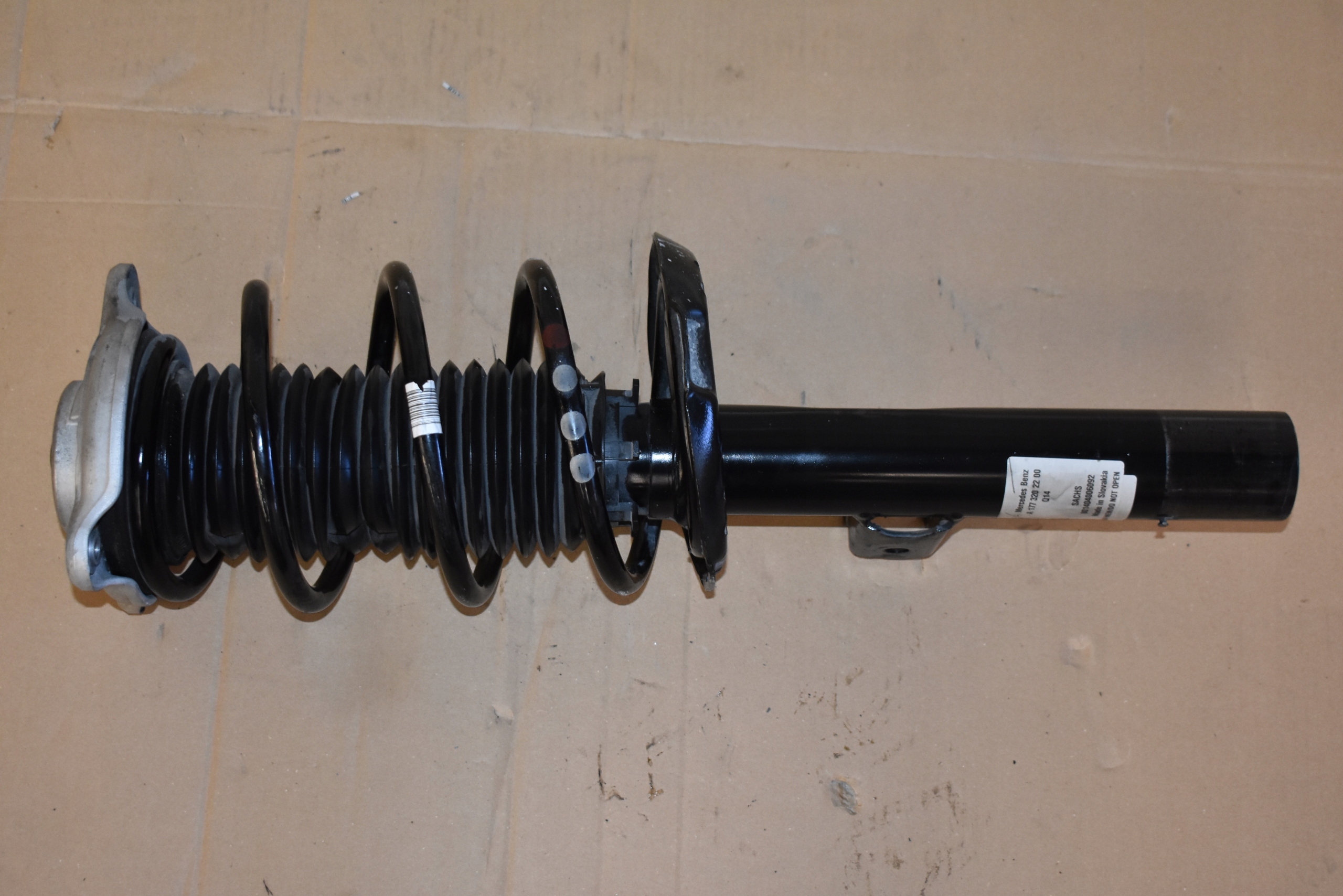 IDEALNY AMORTYZTOR front front right MERCEDES W177 X247 1