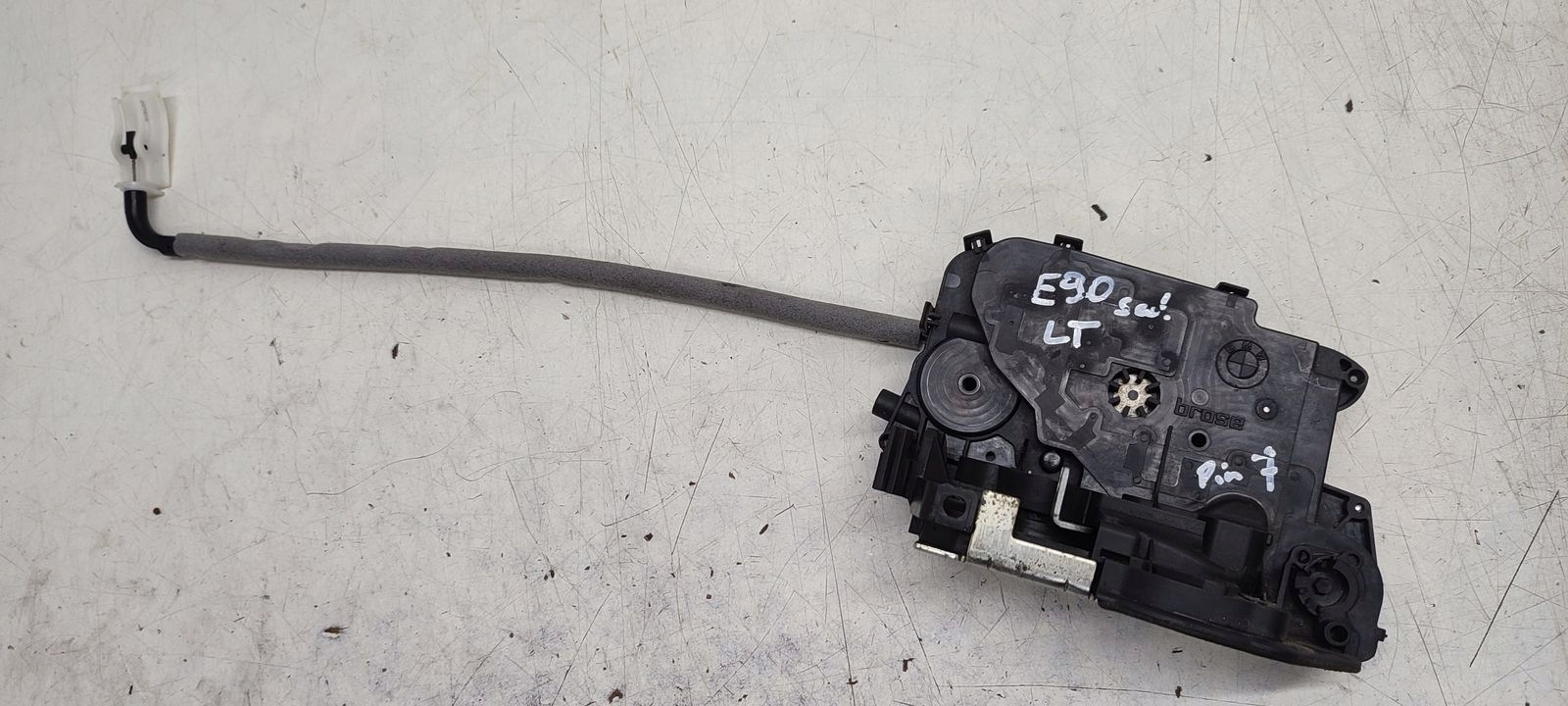 lock door rear part rear left BMW E90