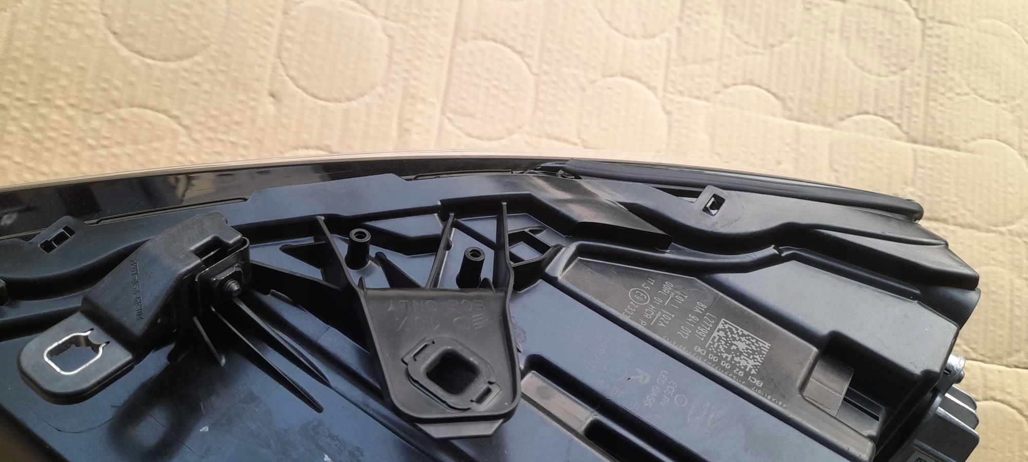 Licht rechts vorne LED AUDI Q2 81A941012