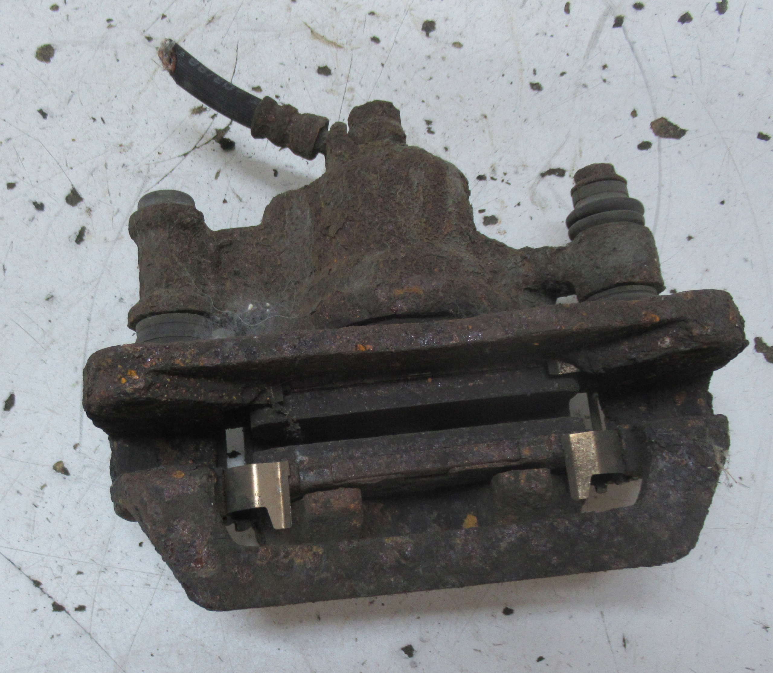 SUBARU LEGACY 98R 2.5B caliper brake right rear part