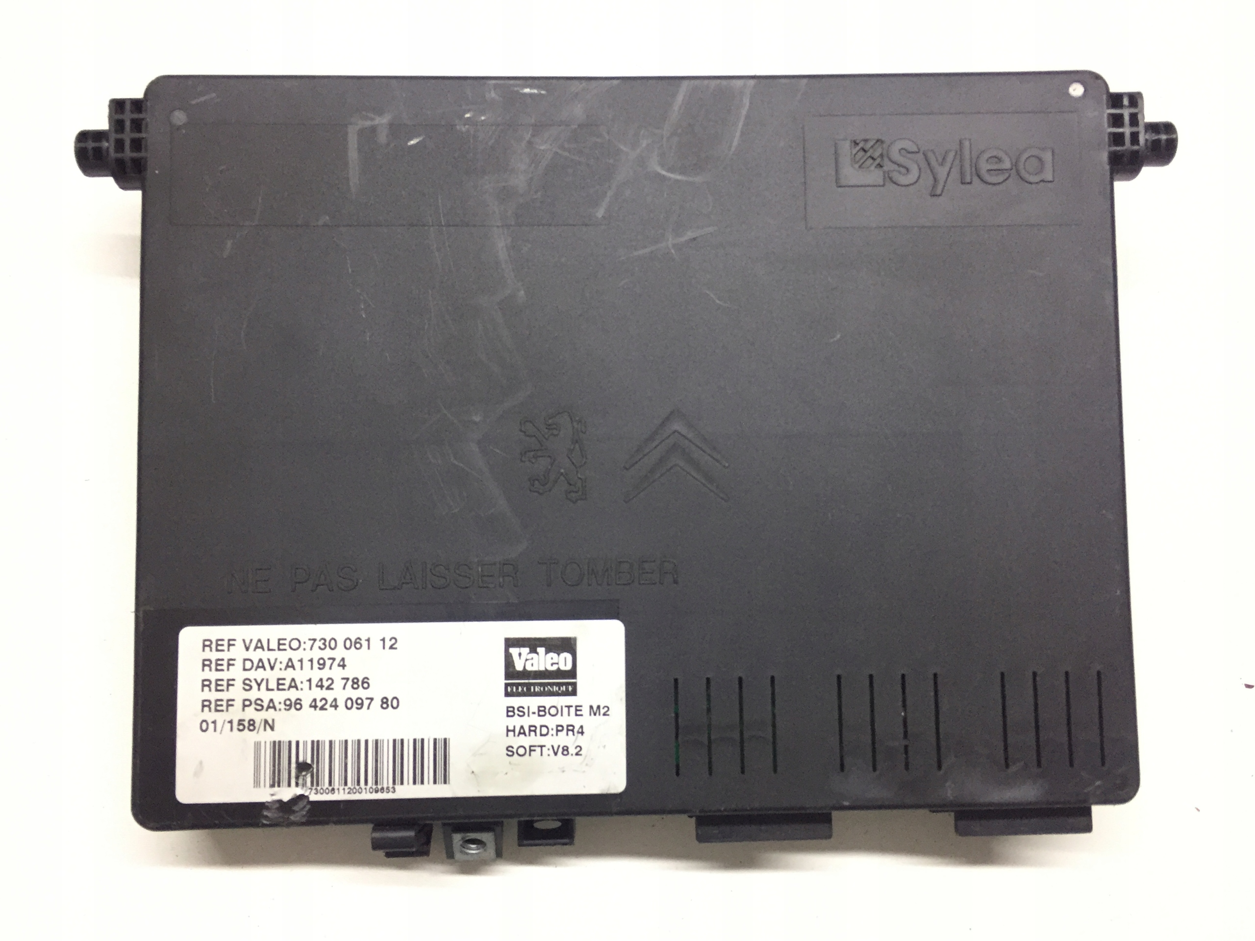 SKRZYNKA BEZPIECZNIKÓW BSI 9642409780 73006112