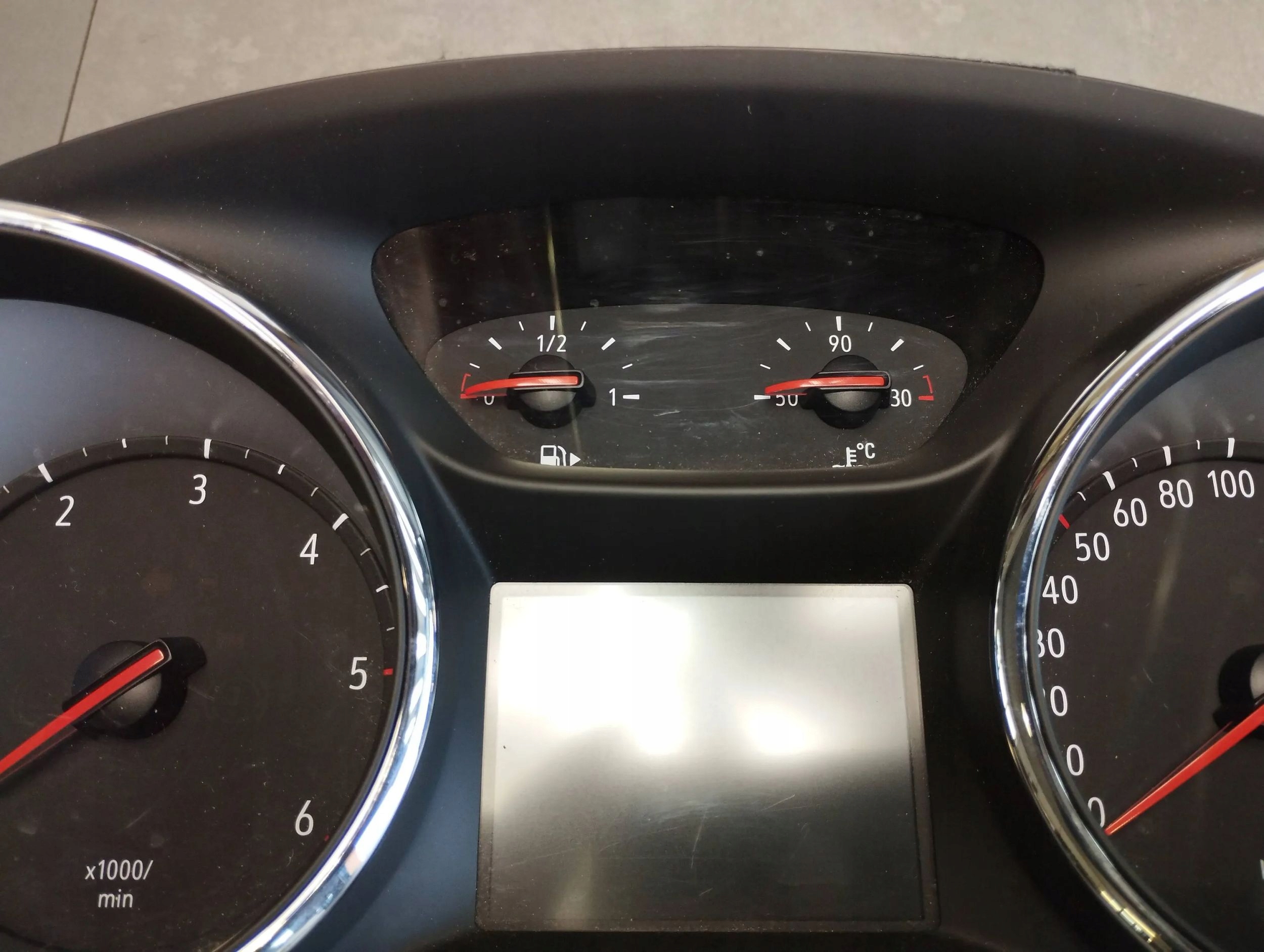 Opel Astra K 1.6 CDTI dials dials 39085725