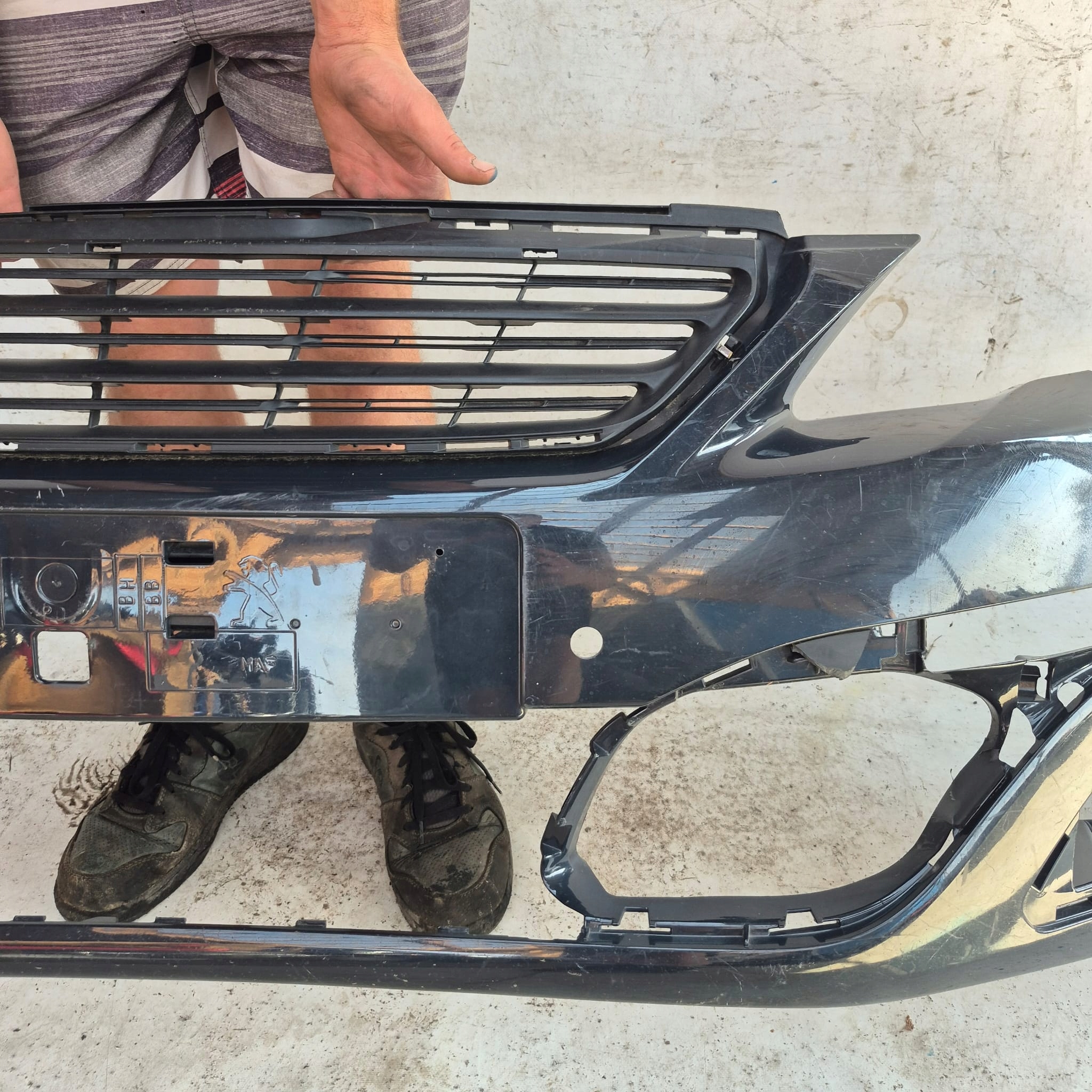 PEUGEOT 308 II 2 13-17 bumper front front PDC
