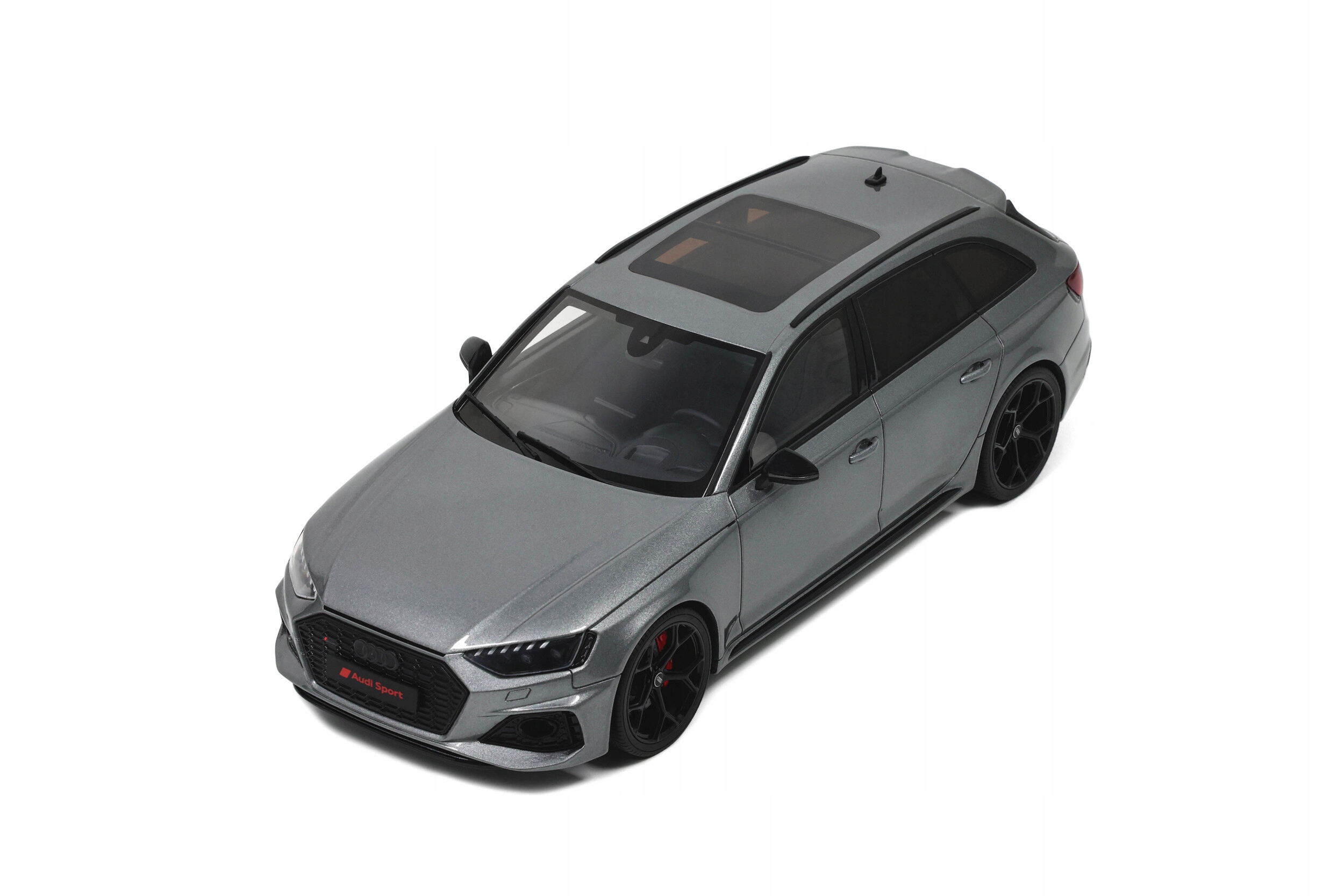 Audi RS4 Competition (2020) 1:18 GT SPIRIT GT456 • Cena