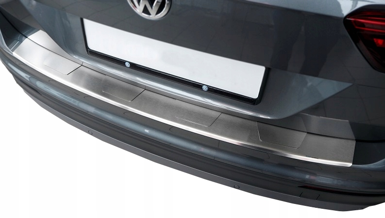 

Listwa ochronna zderzak Mazda 5 6 CX-3 CX-5 CX-7