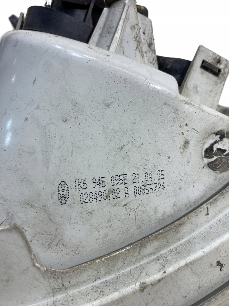 light left rear part W fender VW GOLF V HB 5D 1K6945095E