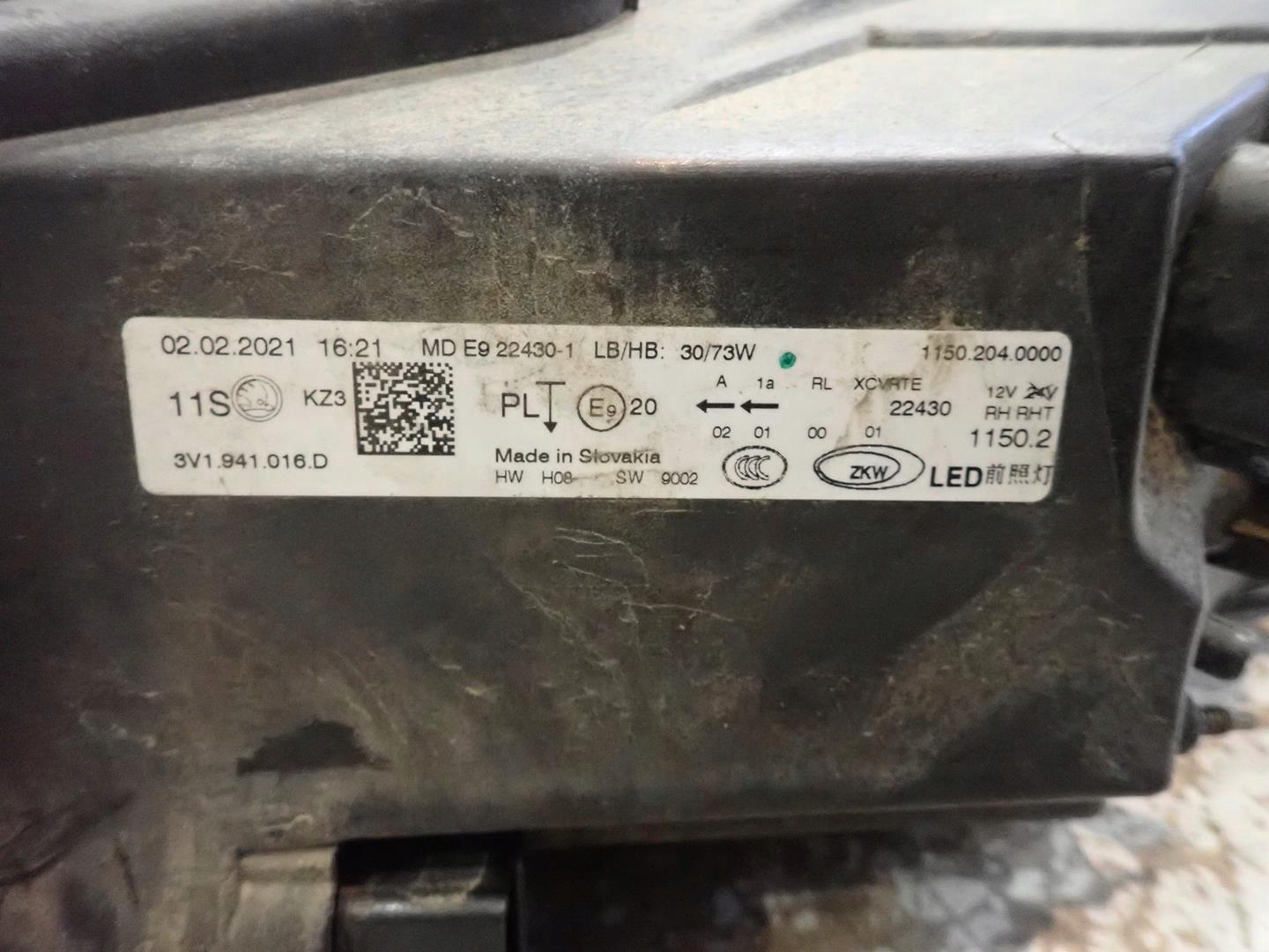 light front front right SKODA SUPERB III LIFT 2019- FULL LED