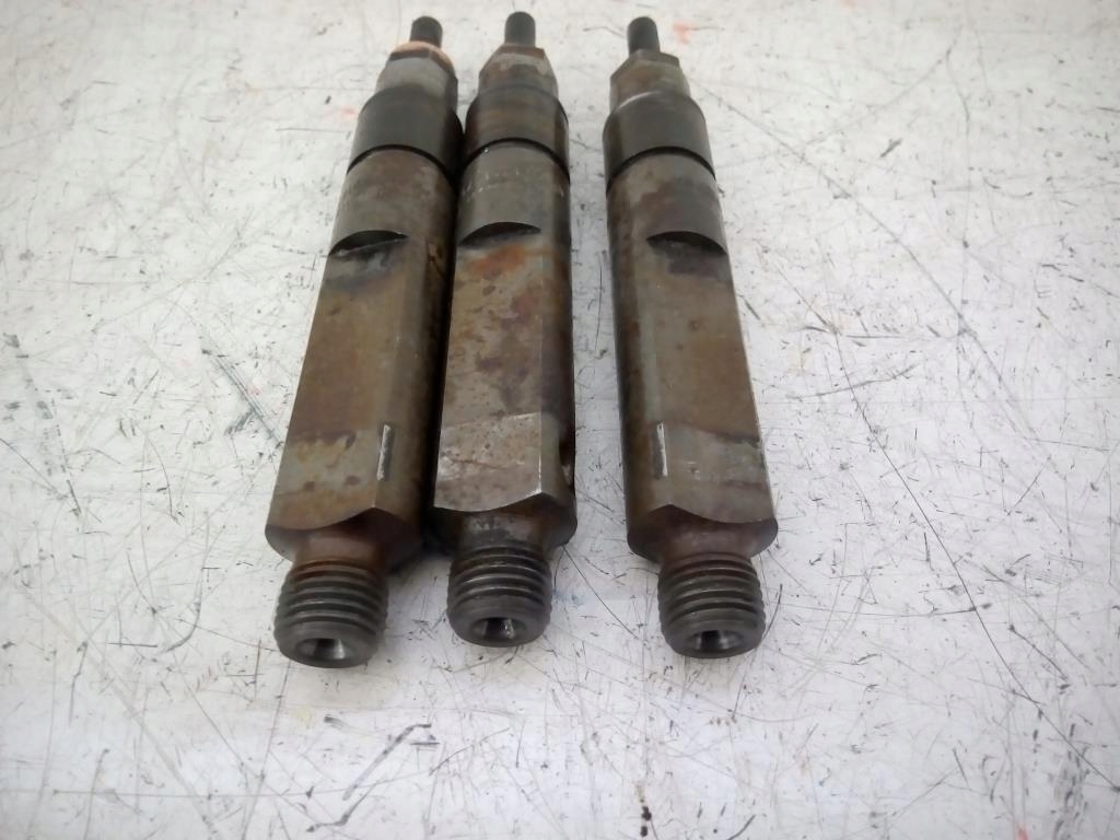 WTRYSKIWACZ RENAULT SCENIC I 1.9 DTI 0432193753 Typ samochodu Samochody osobowe