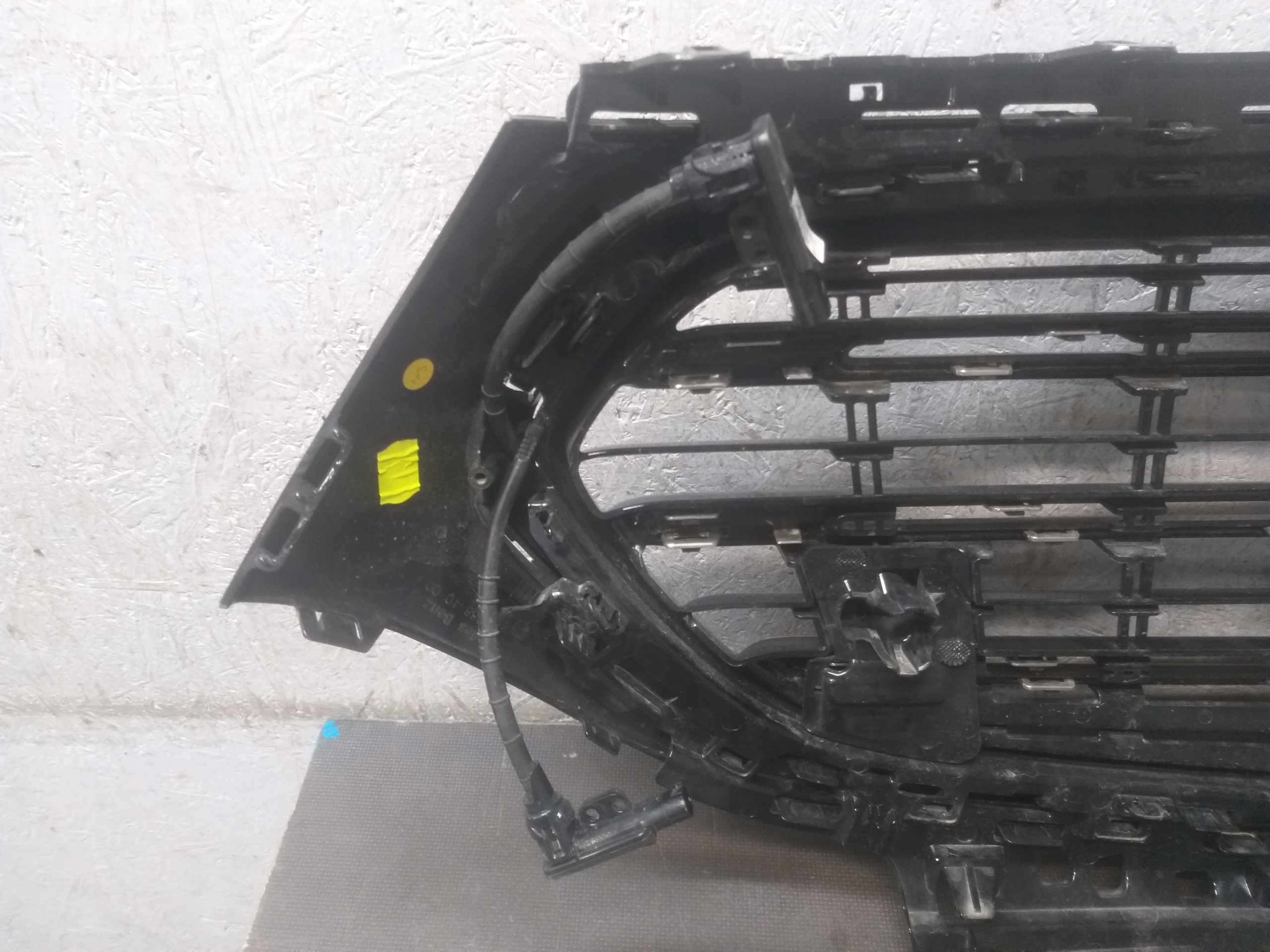 Grille MERCEDES E KLASA W214 A214 A2148804801