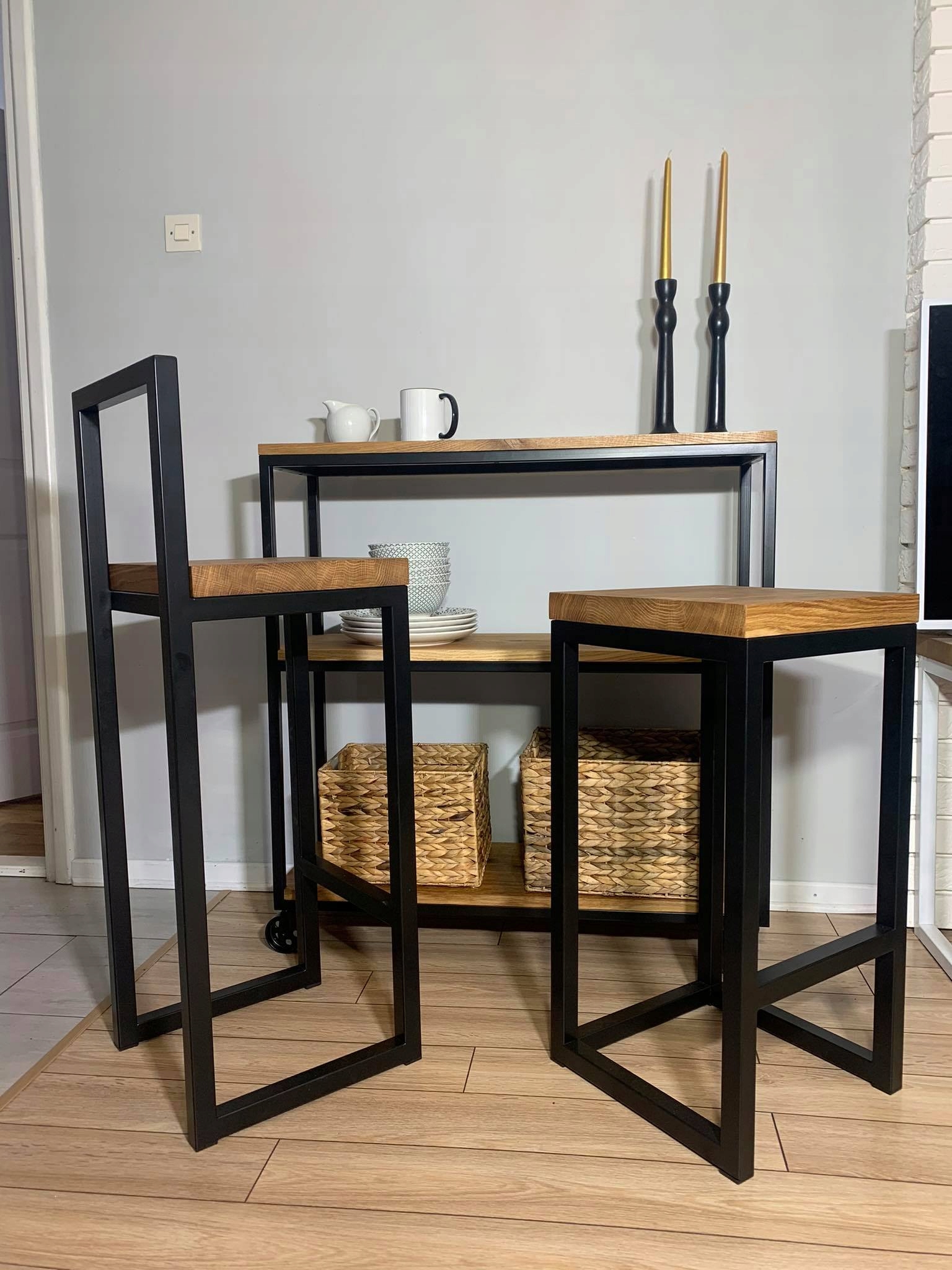 HOKER LOFT DĄB NATURALNY STOŁEK KRZESŁO BAROWE Minimalna wysokość siedziska 70 cm