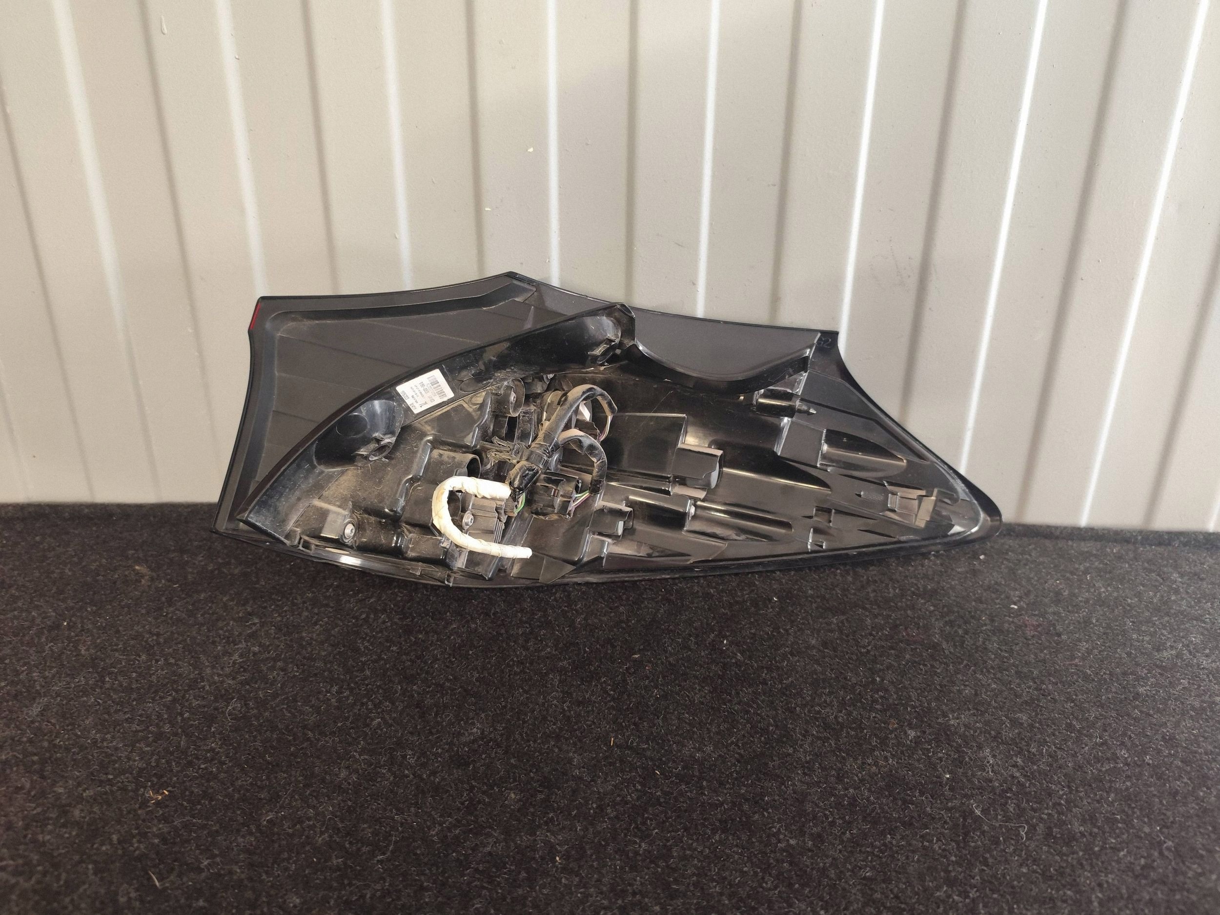 TOYOTA YARIS CROSS light rear left 815600DE20