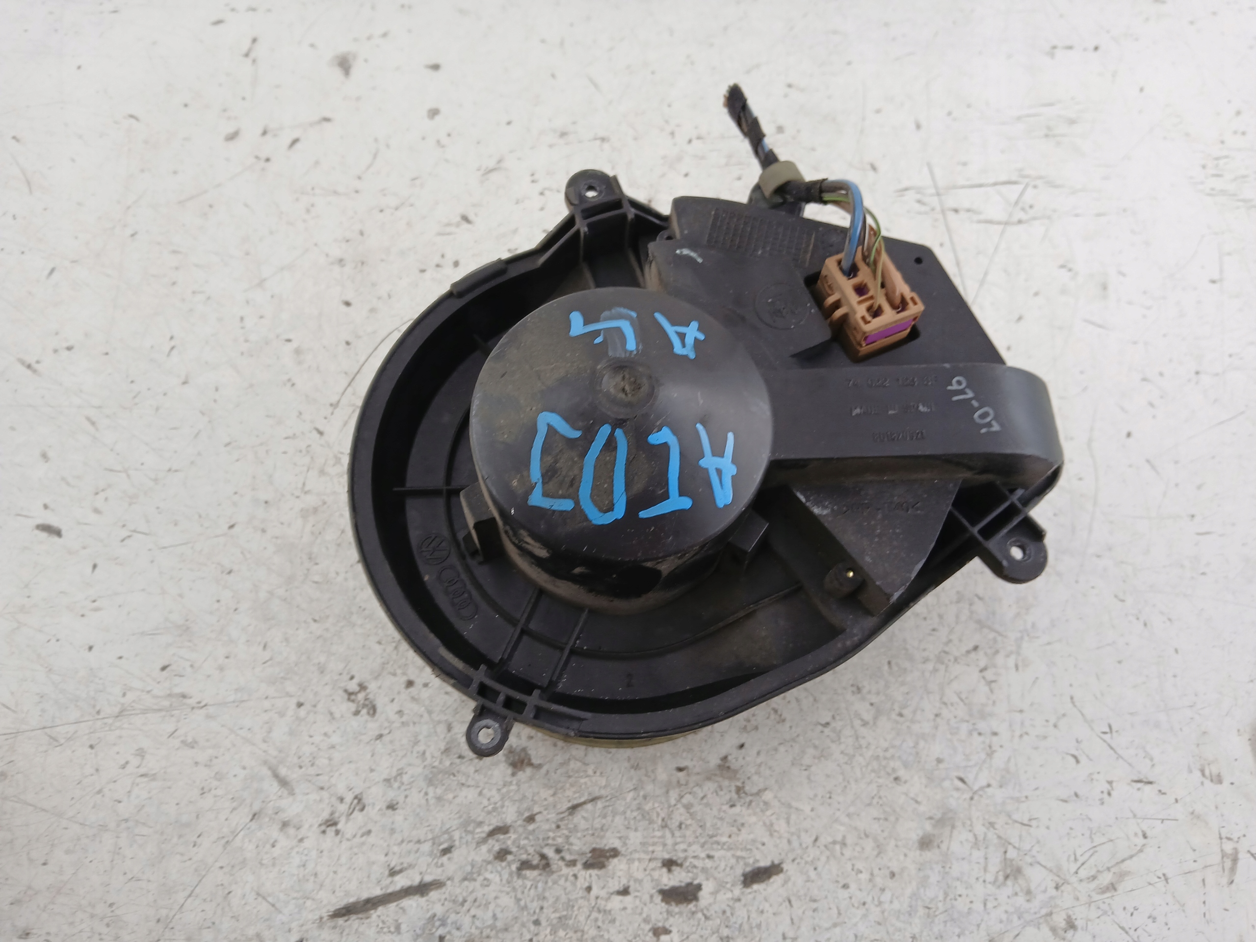 AUDI A4 B5 heating air conditioning devices resistor, rheostat, regulator 8D1820021