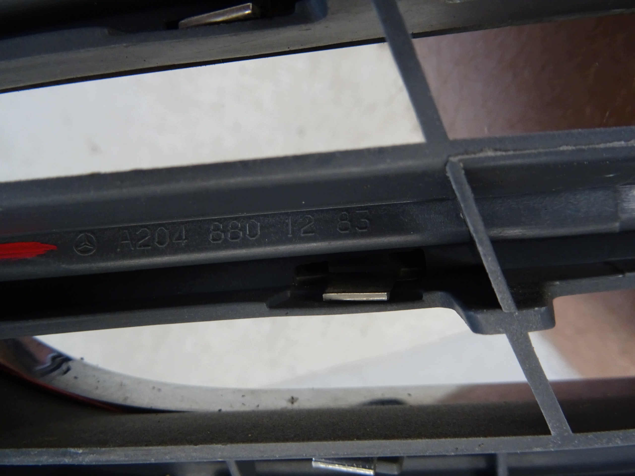 grill grille front MERCEDES C KLASA W204 A2048801283