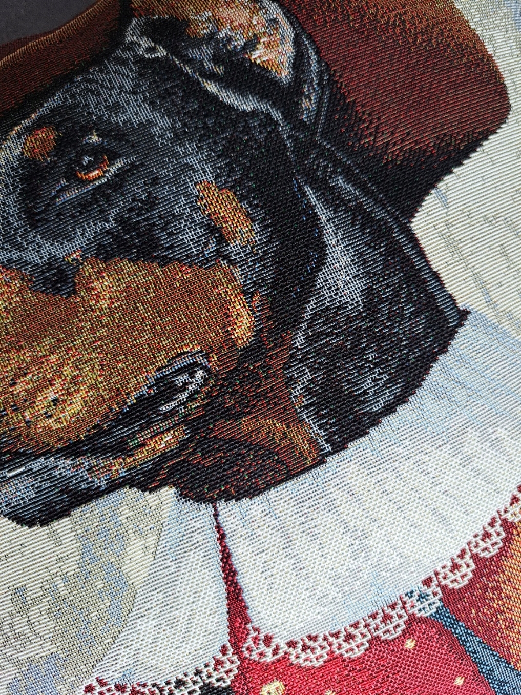 POSZEWKA OZDOBNA GOBELIN 45x45 cm PIES MUSZKIETER Marka inna