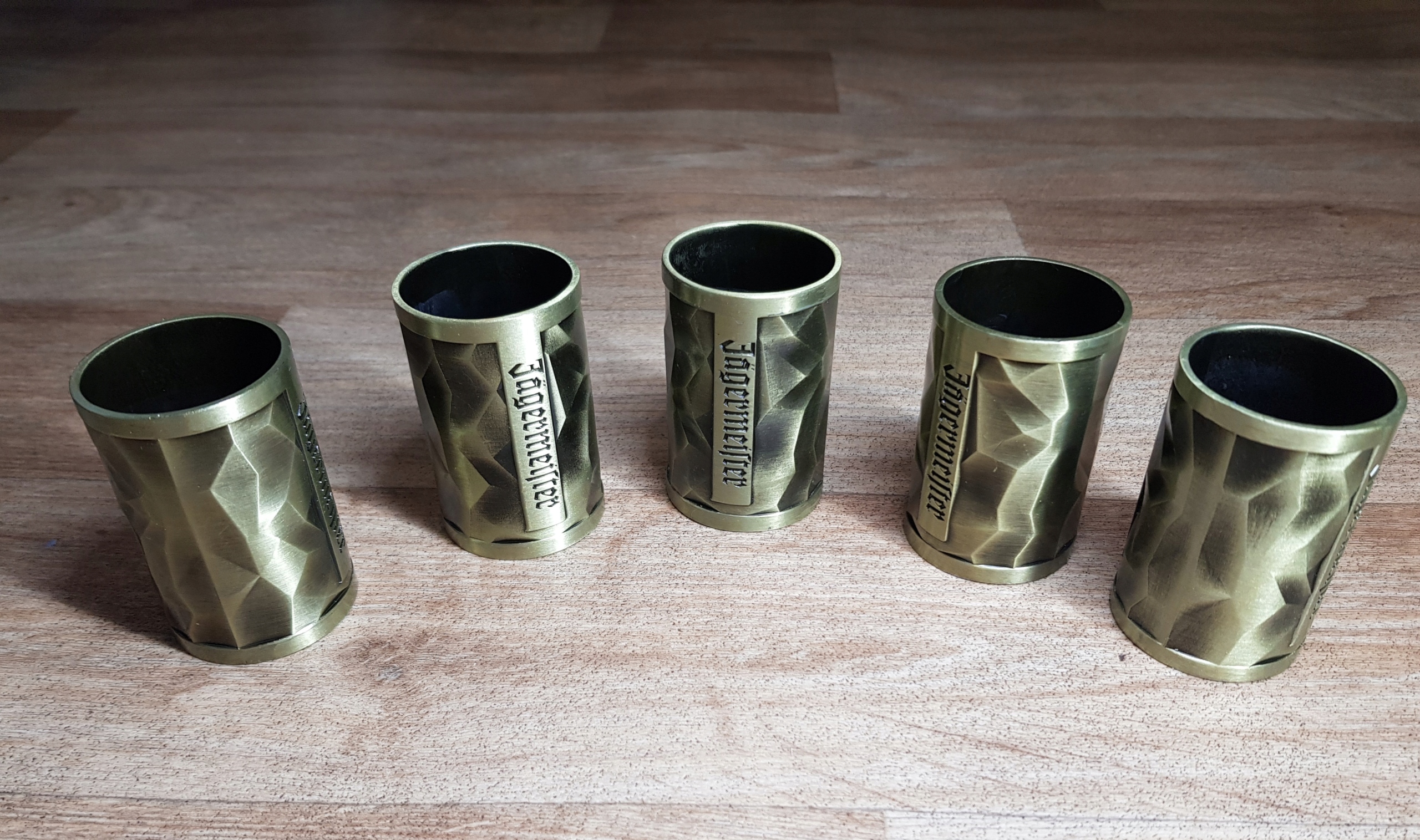 

Jagermeister Kieliszki metal Ciężkie Patyna Unikat