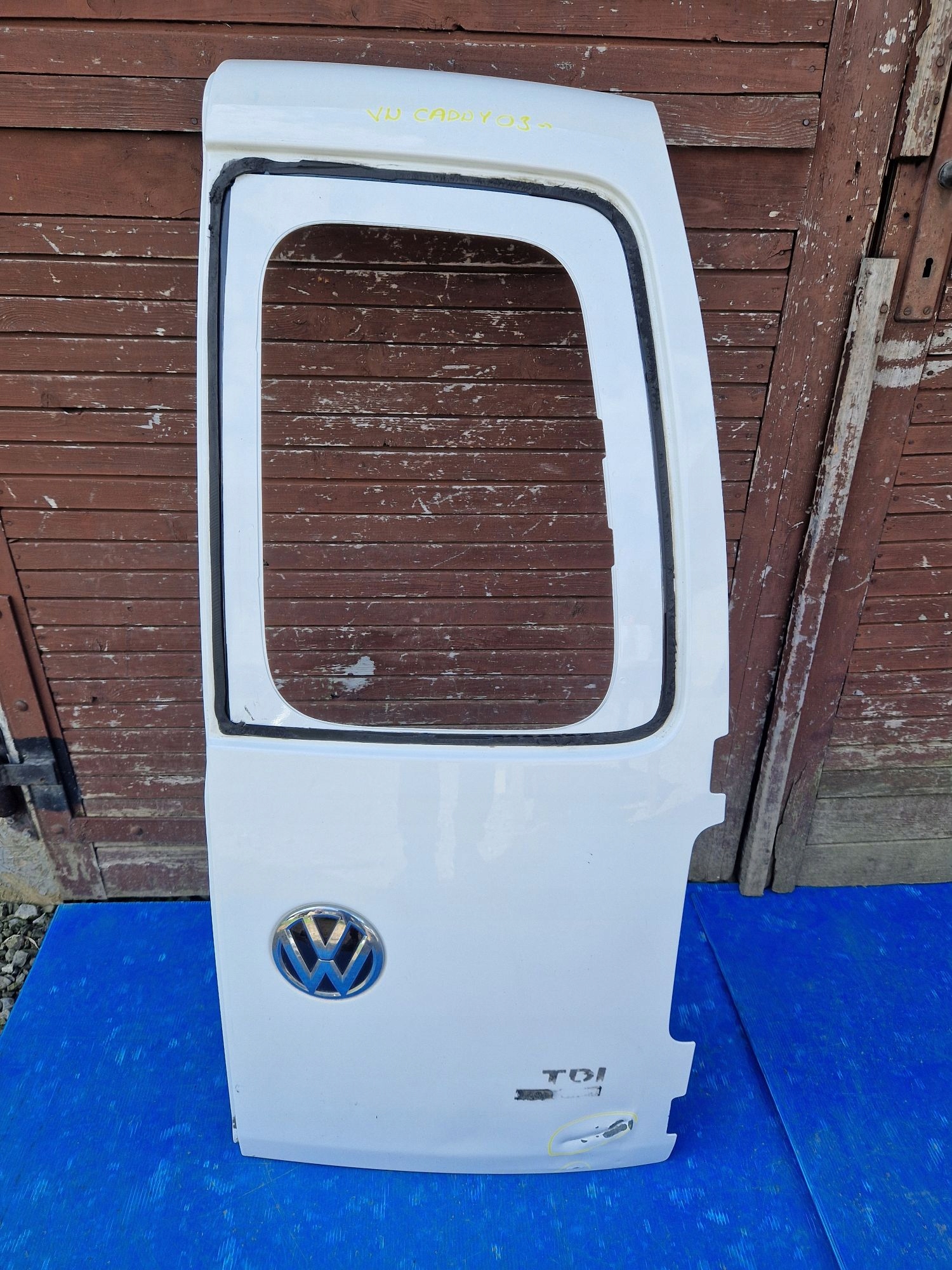 door right rear. below SZYBE VW CADDY 2003R->