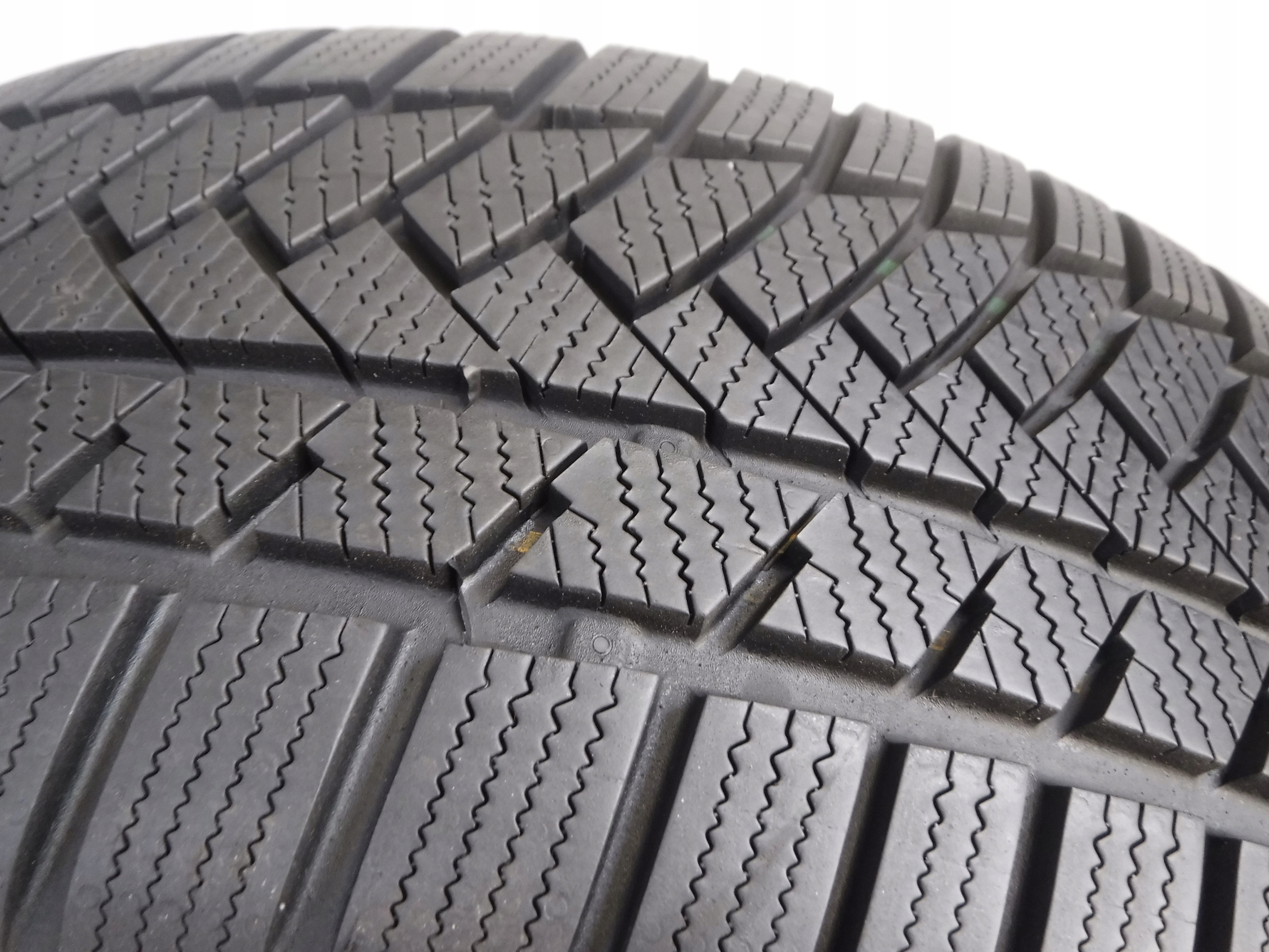 CONTINENTAL WINTERCONTACT TS850P 235/55/19 101H Średnica 19