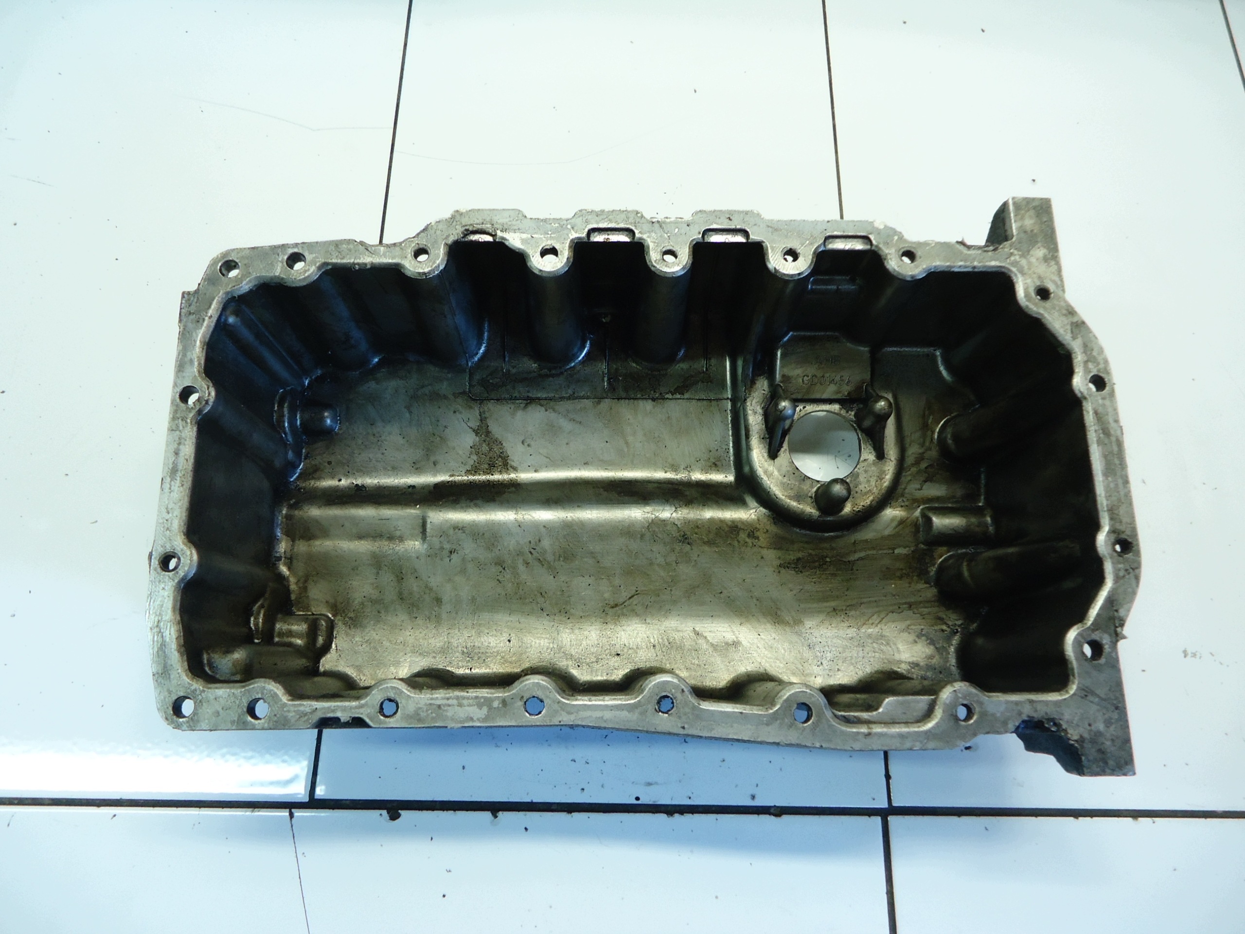 VW SKODA SEAT 1.6TDI CAY Ölwanne 03G103603AD