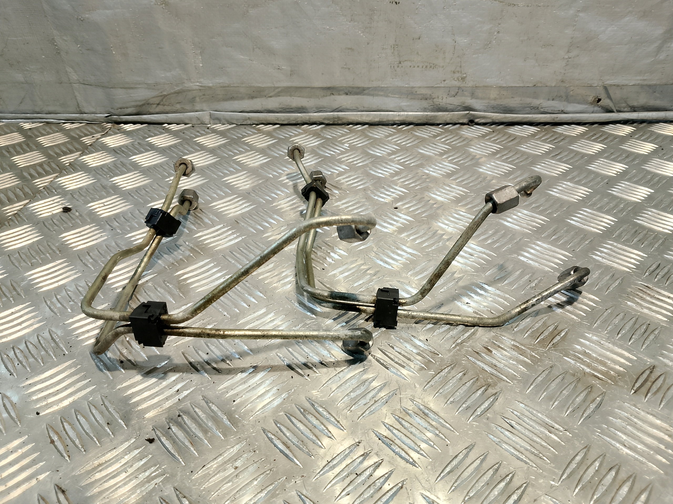 fuel hoses FORD FIESTA MK7 1.6 D 90 KM