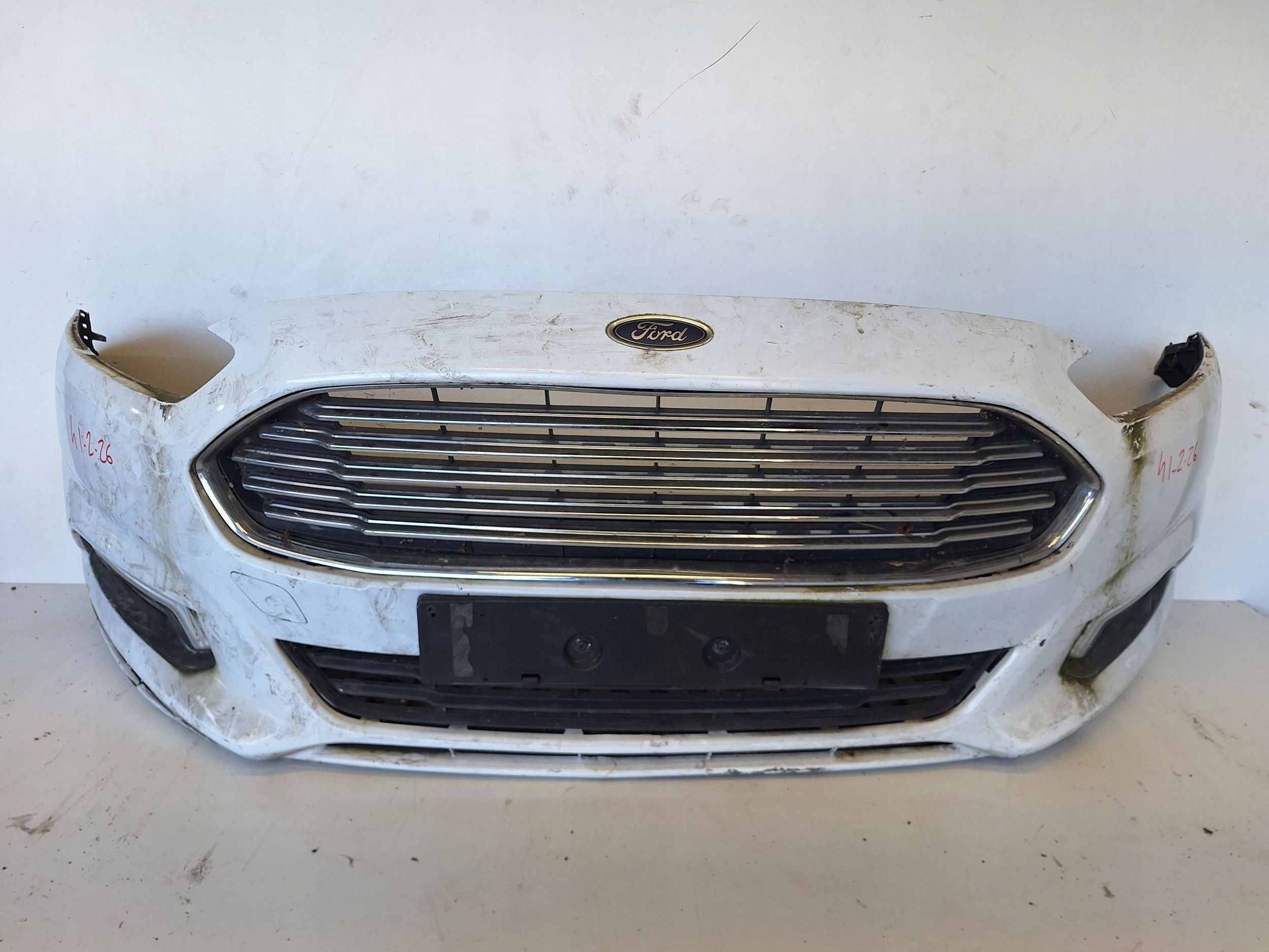 FORD MONDEO MK5 14-19 Paraurti + LED