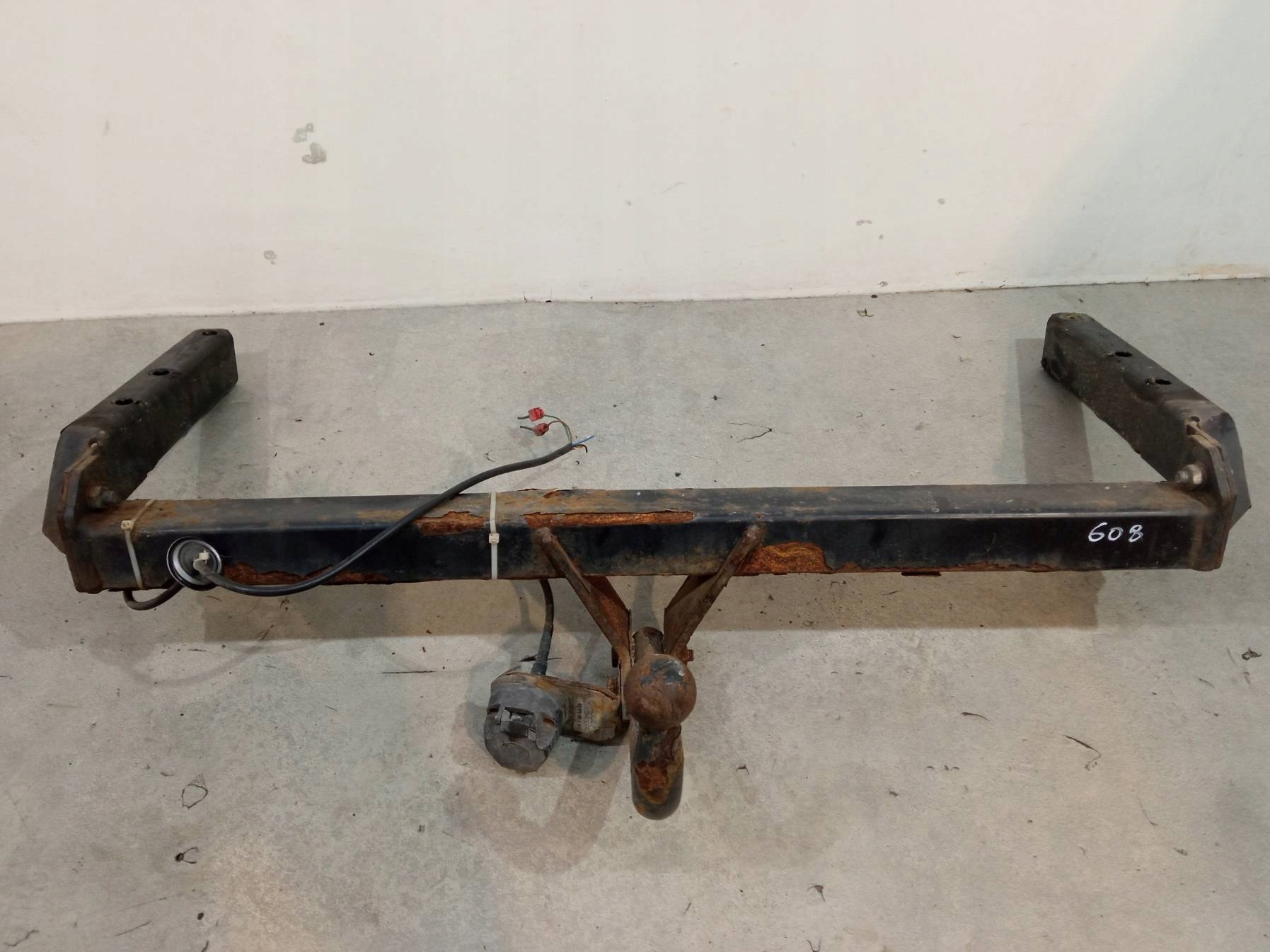tow A28882 VW Volkswagen Passat V (1996-2005) B5