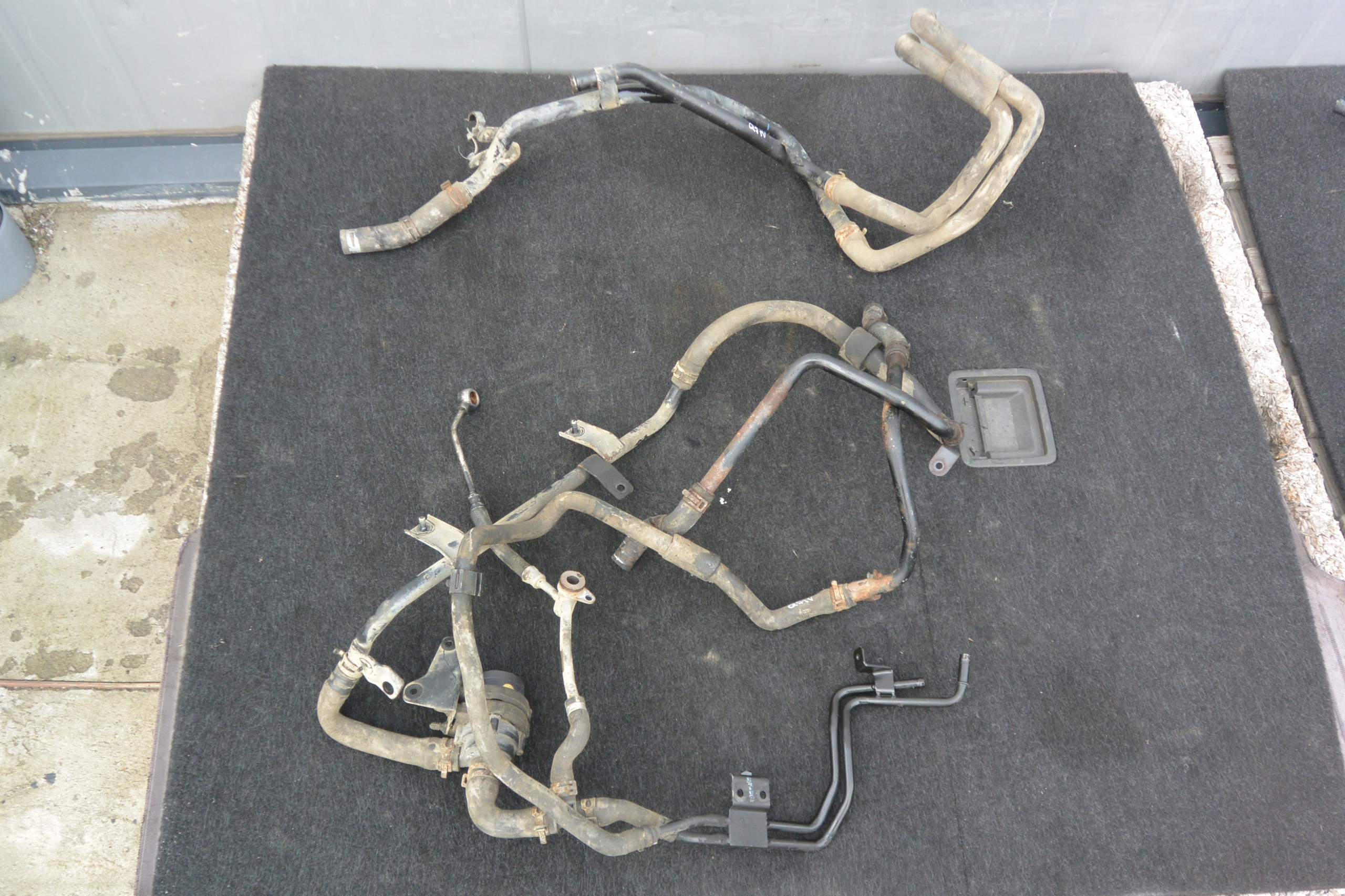 RURA PRZEWÓD WĄŻ WODY KPL 4.2 TDI AUDI Q7 4L