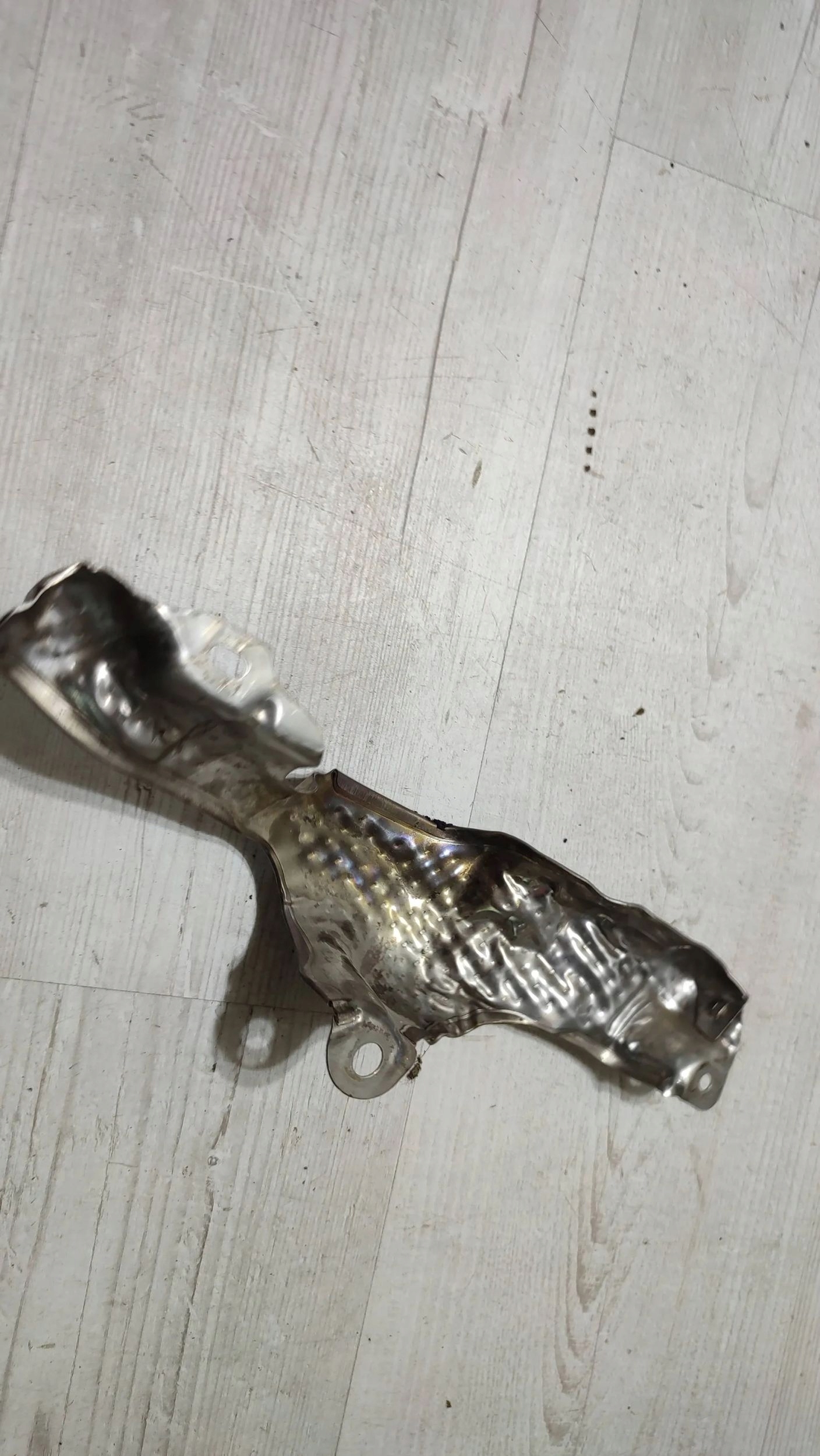 Dacia Duster II 17r 1.2 Blende Abdeckung termiczna