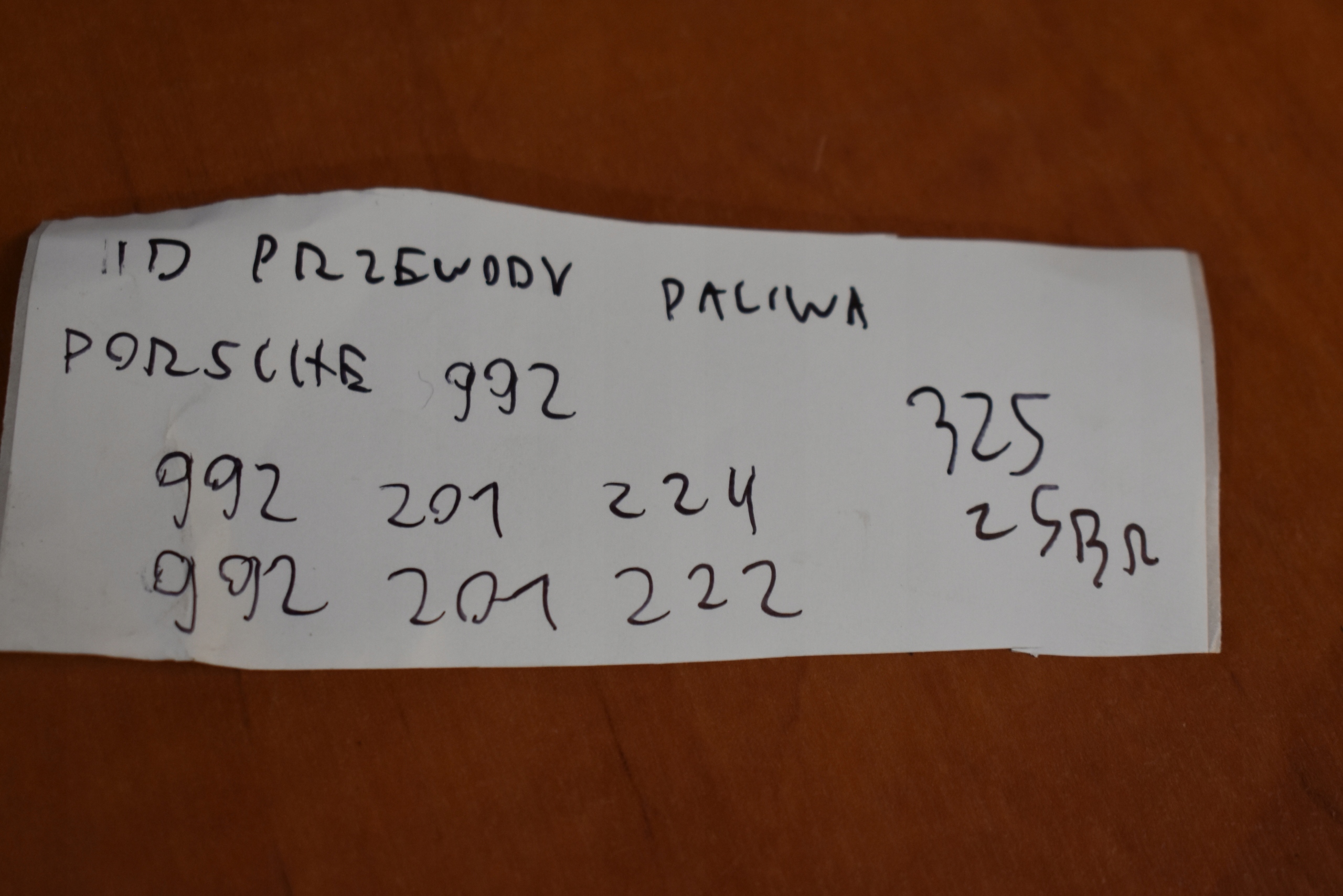 IDEALNE hadice paliva PORSCHE 992 1