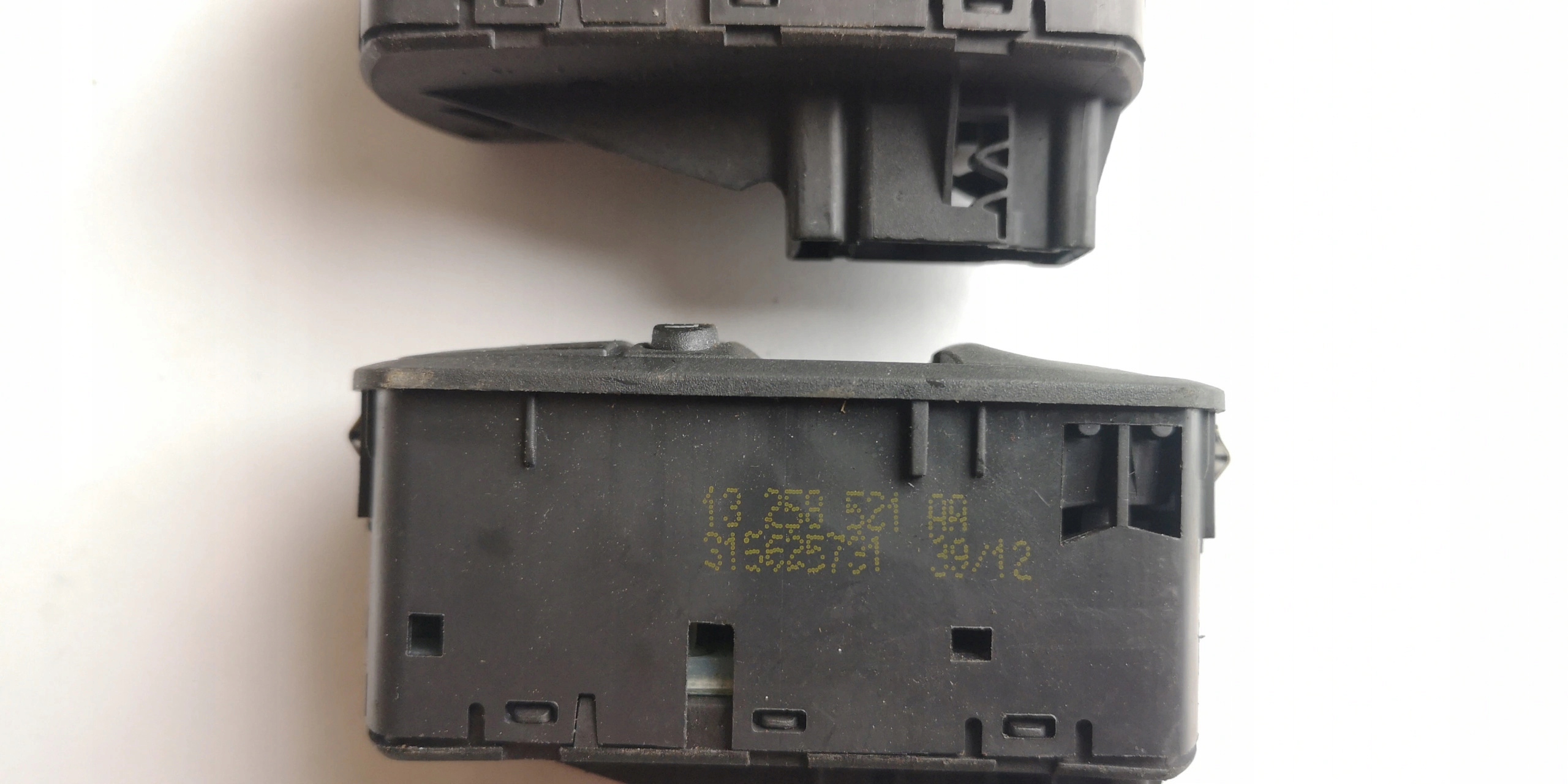 window control switch OPEL CORSA D 13258521AA original