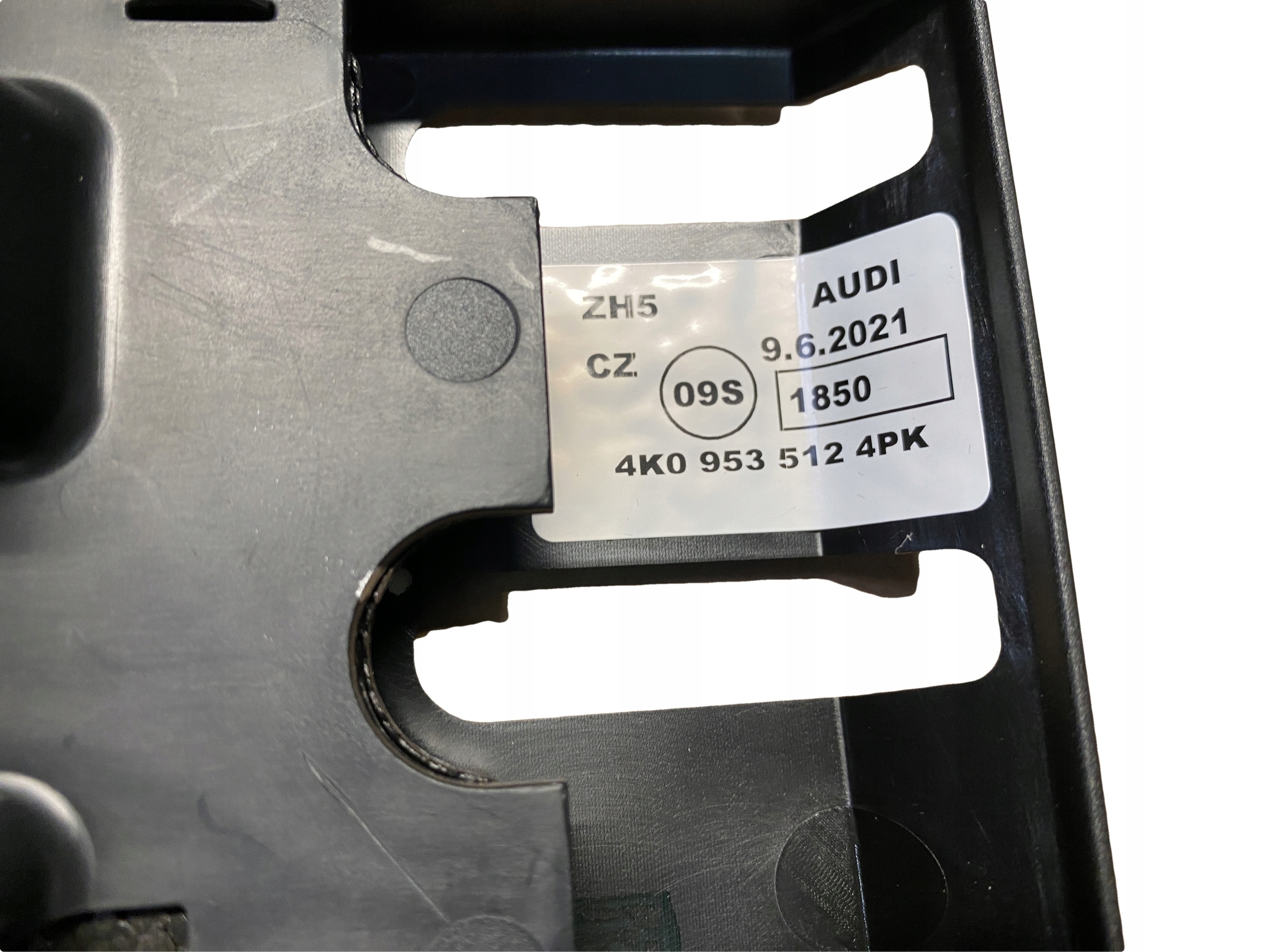 AUDI A6 A7 4K C8 Blende Abdeckung der Lenksäule lenkrad