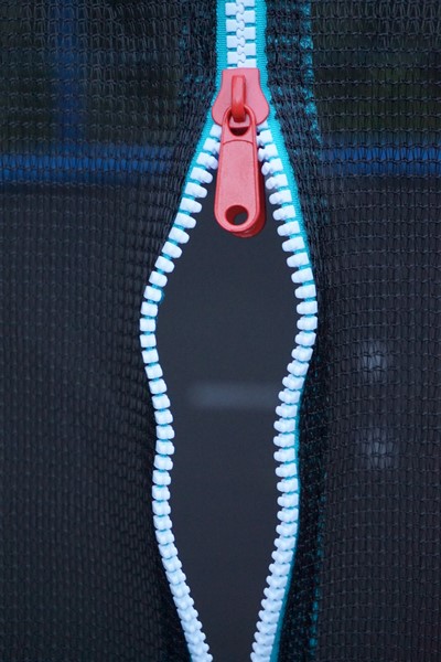 SIATKA ZEWNETRZNA PREMIUM DO TRAMPOLINY 8FT-244/252cm NA 6 SŁUPKÓW Wiek dziecka 0 +